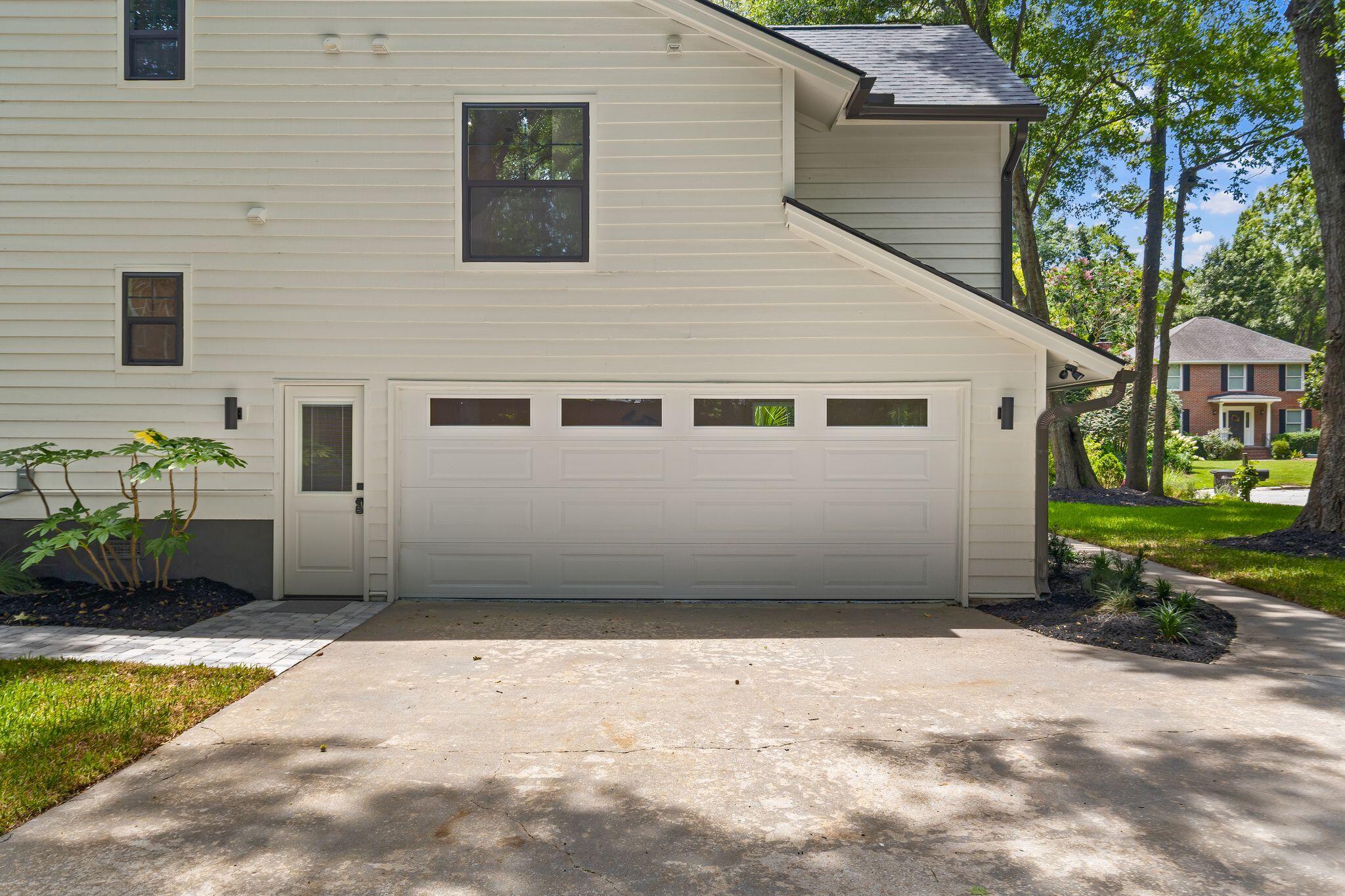 1134 Greenview Lane