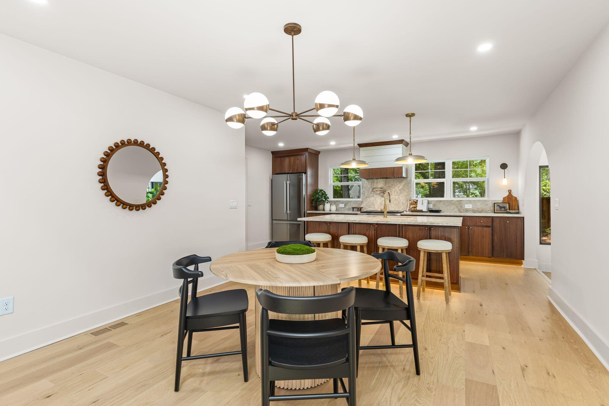 1134 Greenview Lane