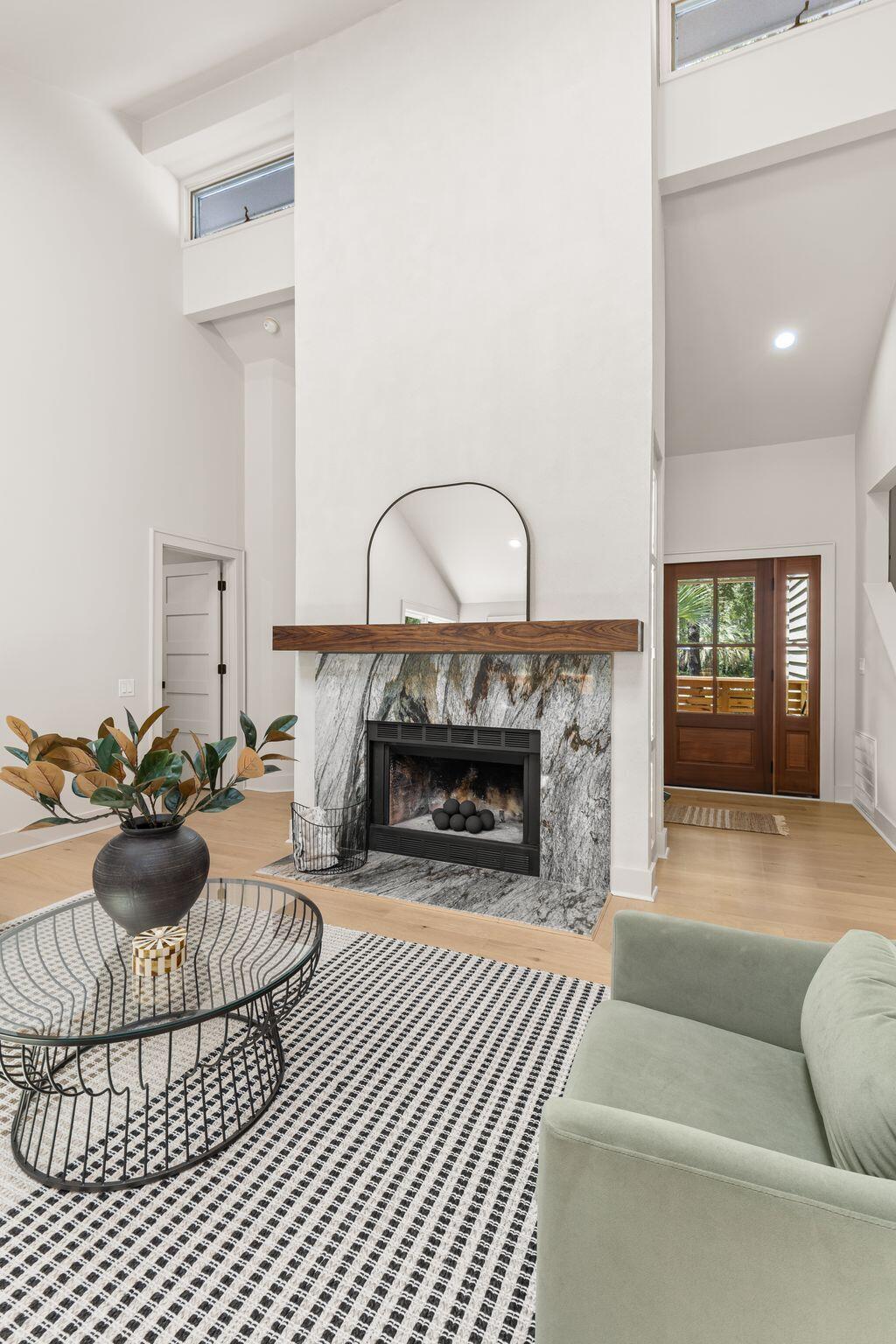1134 Greenview Lane