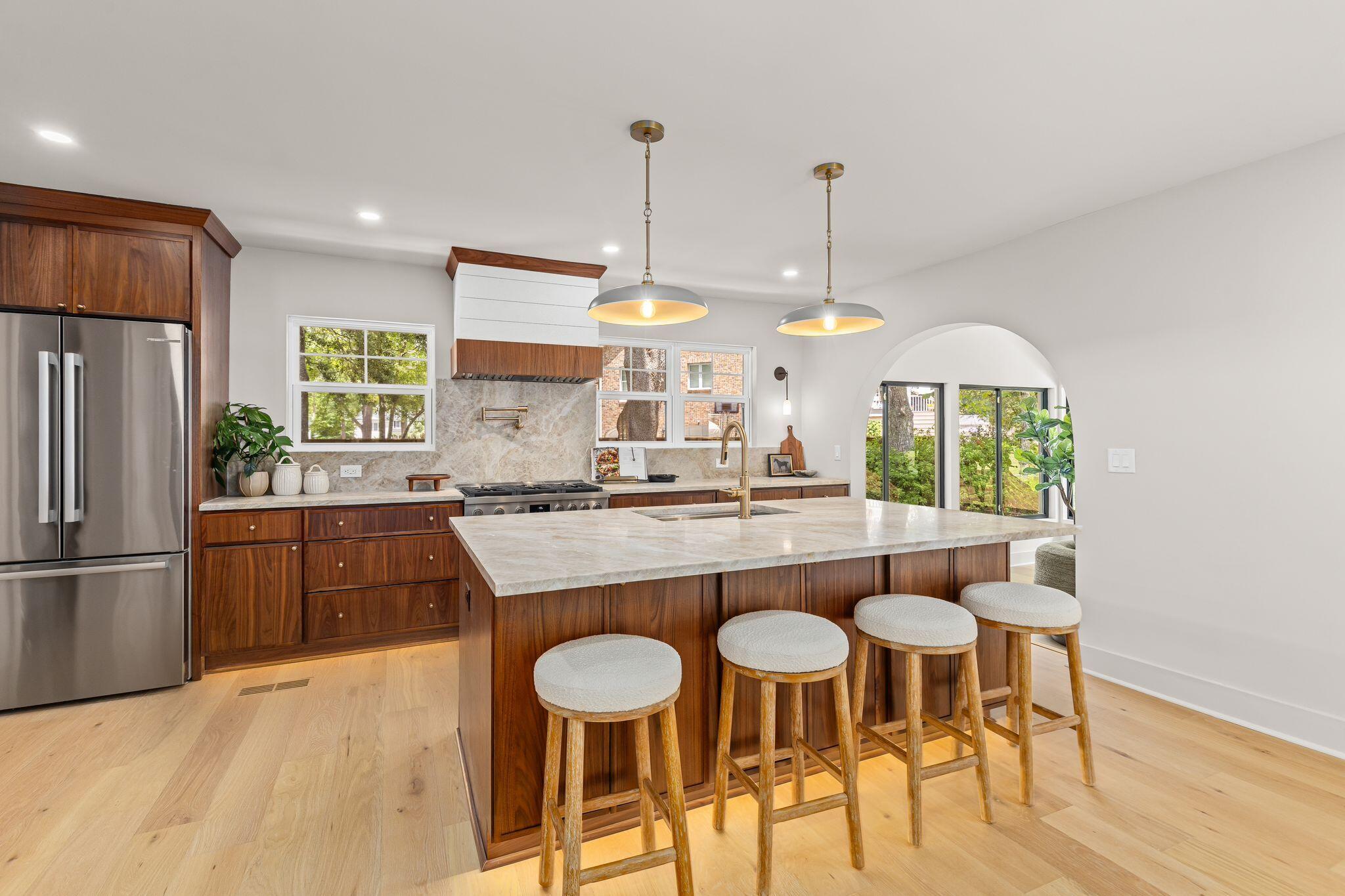 1134 Greenview Lane