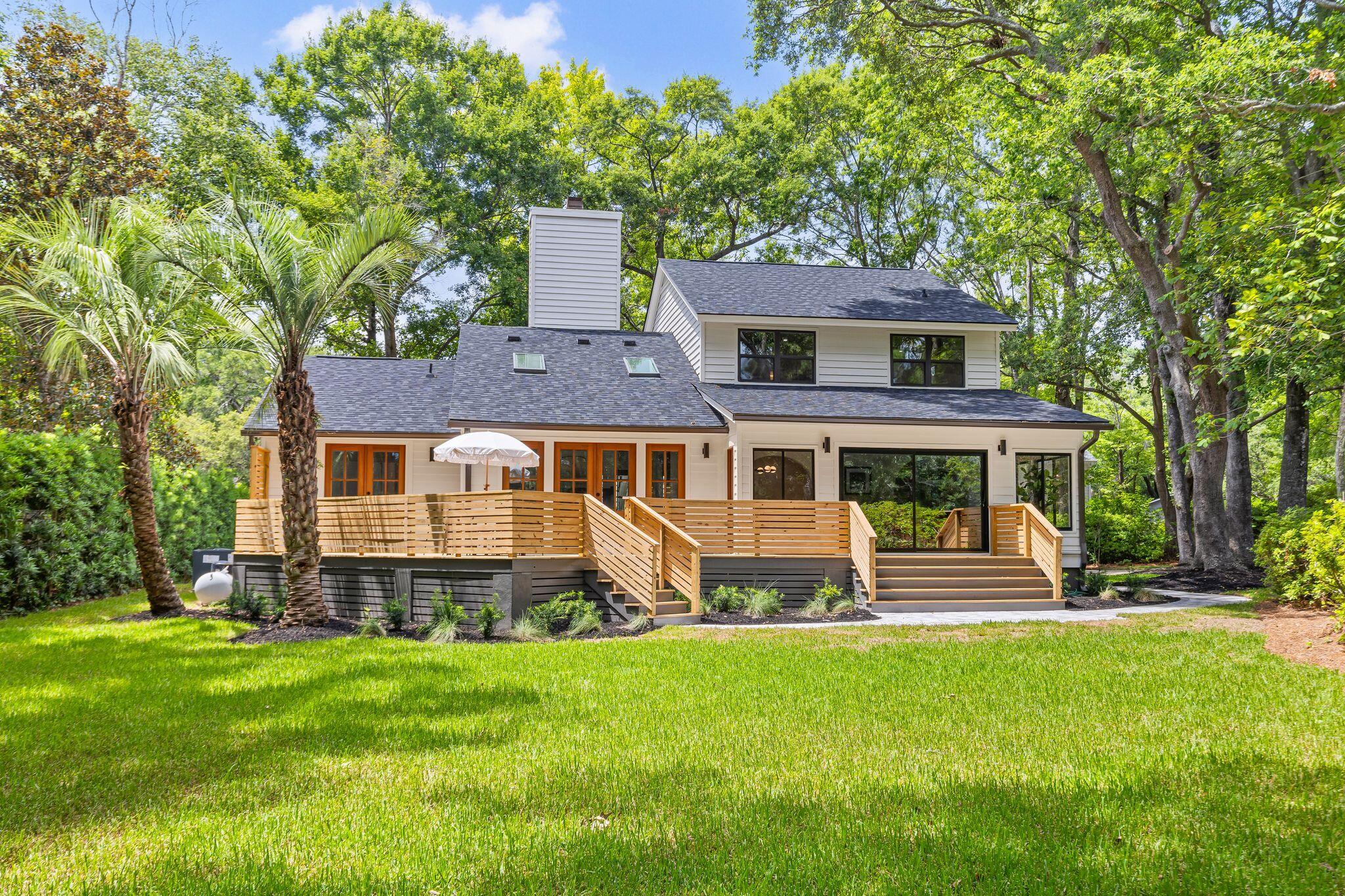 1134 Greenview Lane