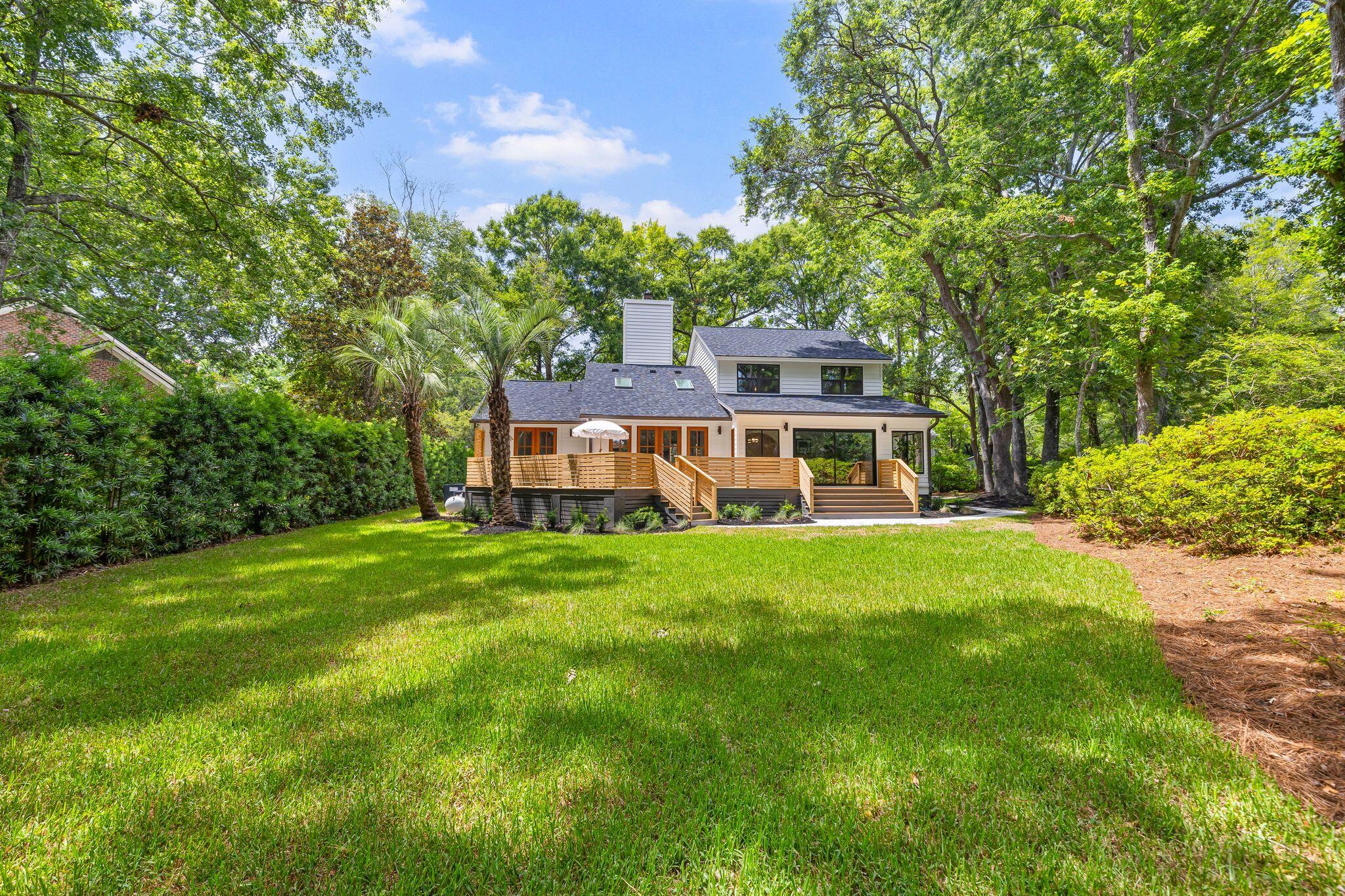 1134 Greenview Lane