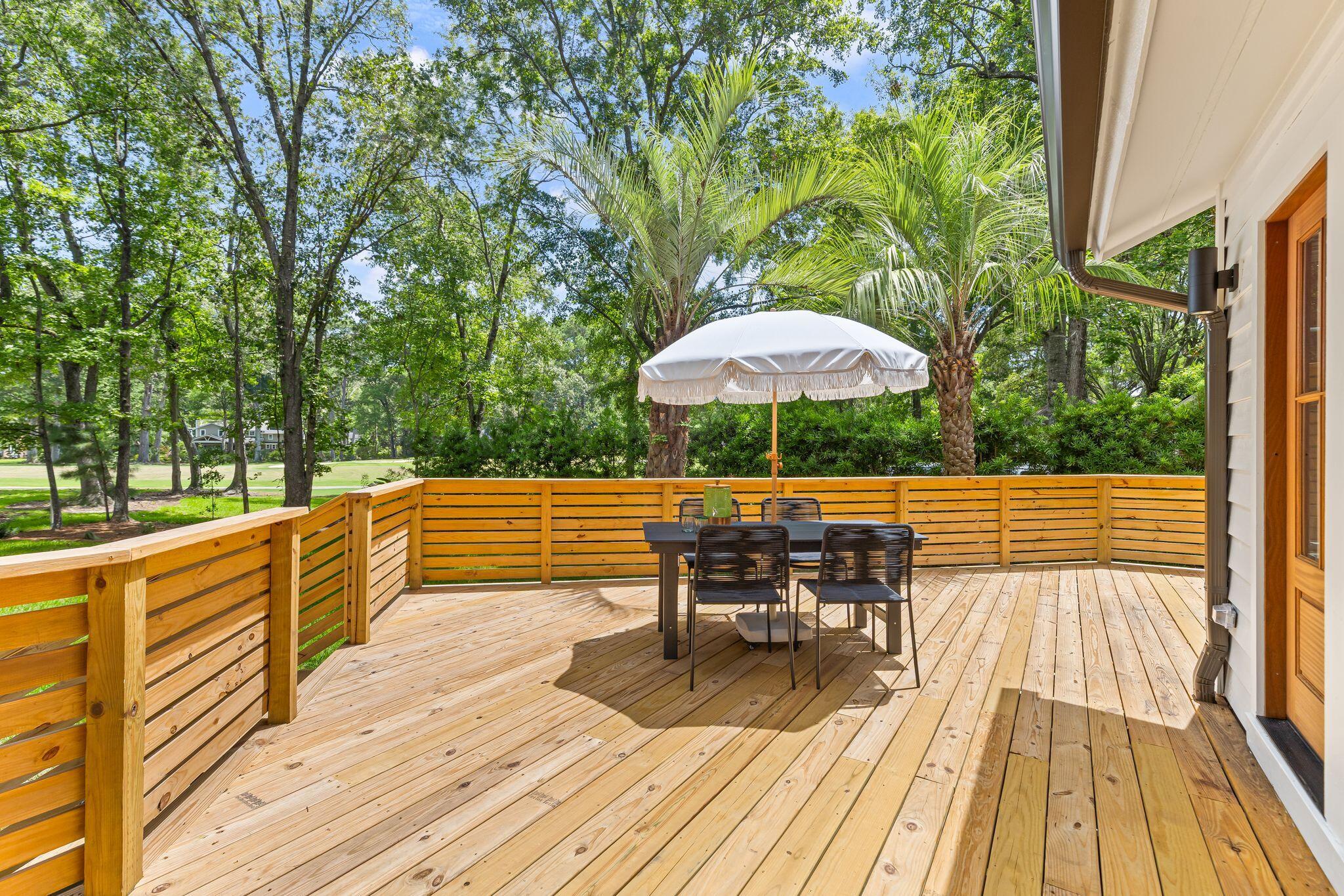 1134 Greenview Lane