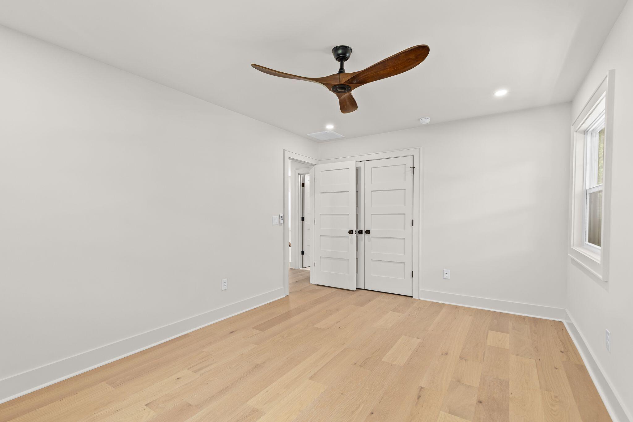 1134 Greenview Lane