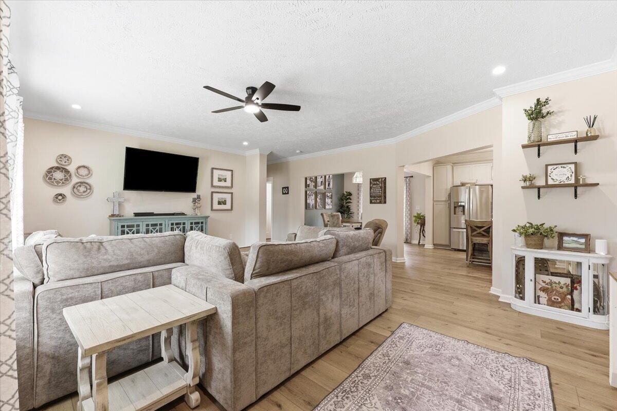3912 Chisolm Road