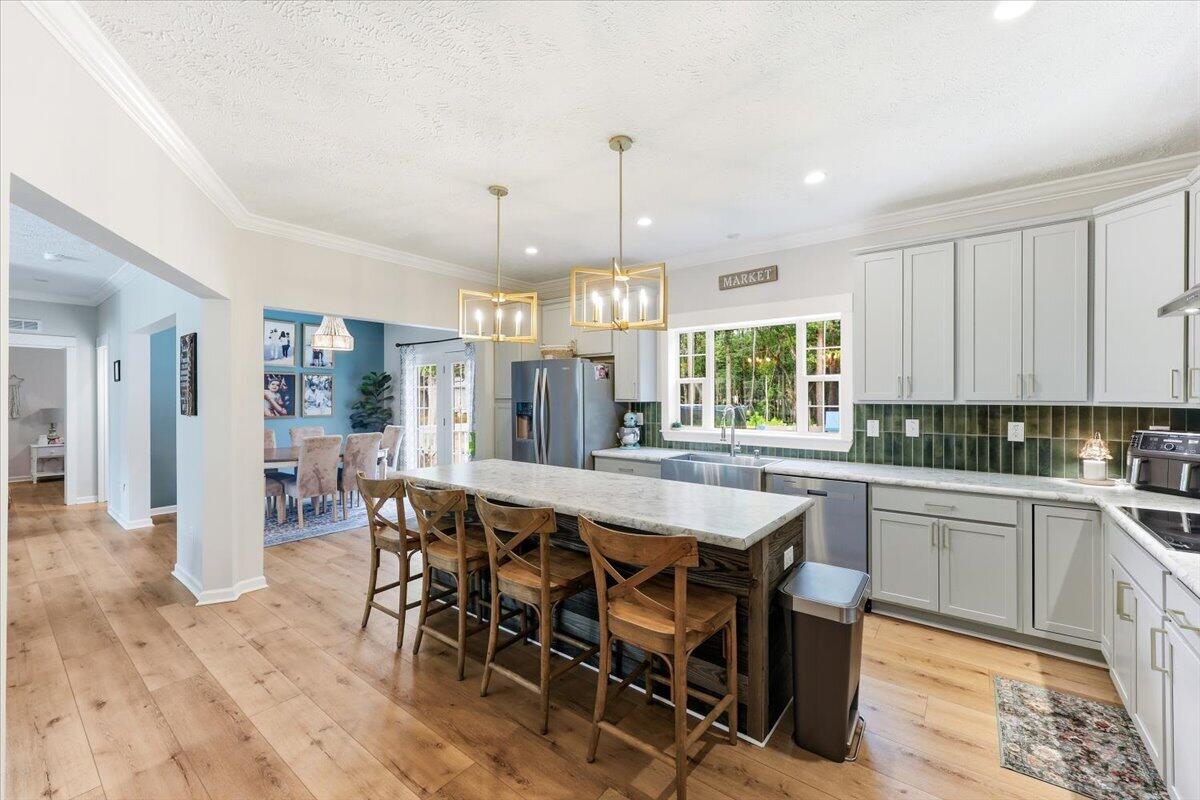 3912 Chisolm Road