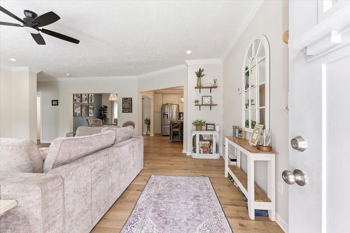 3912 Chisolm Road