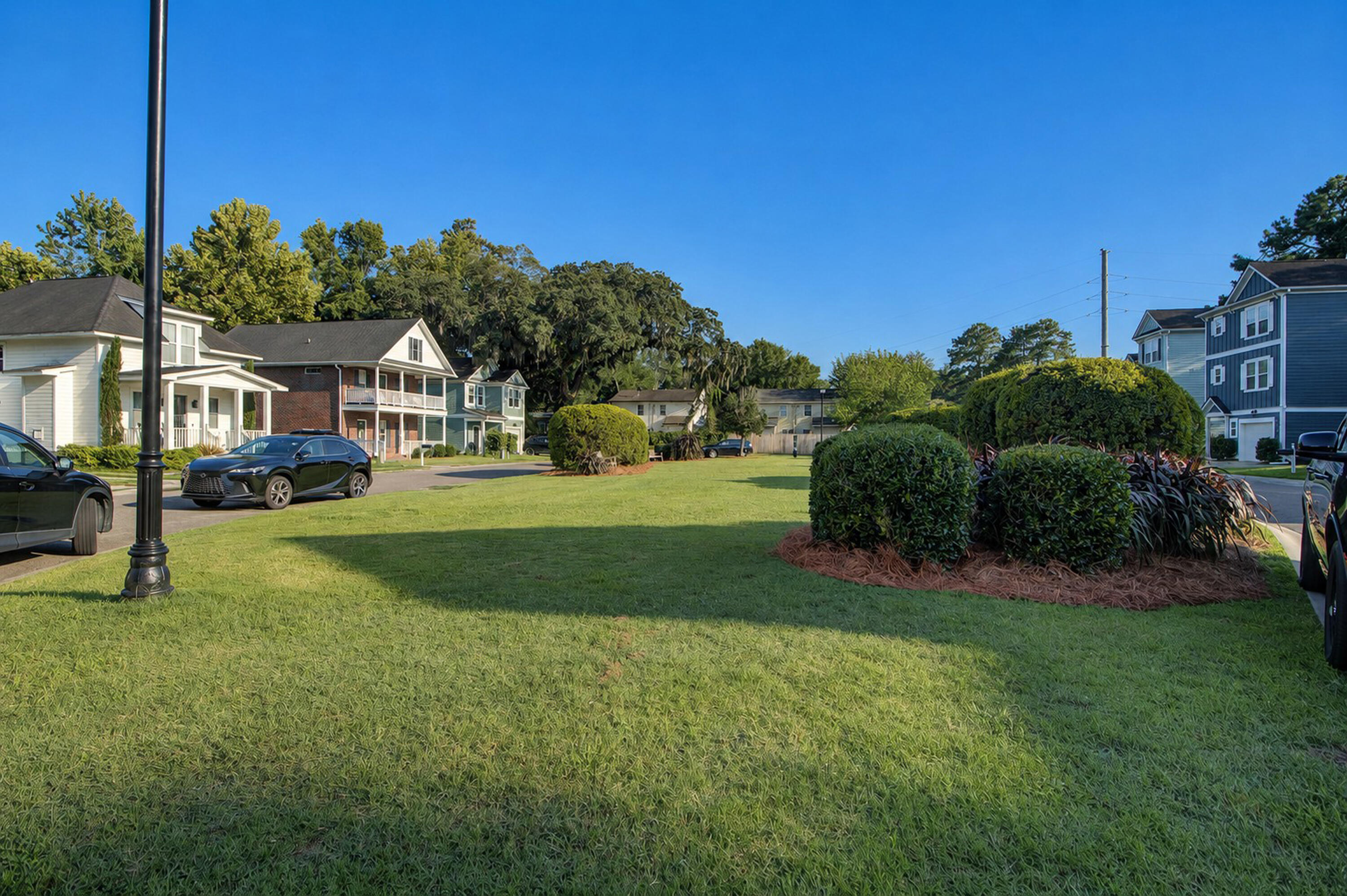 5138 Hyde Park Village Lane