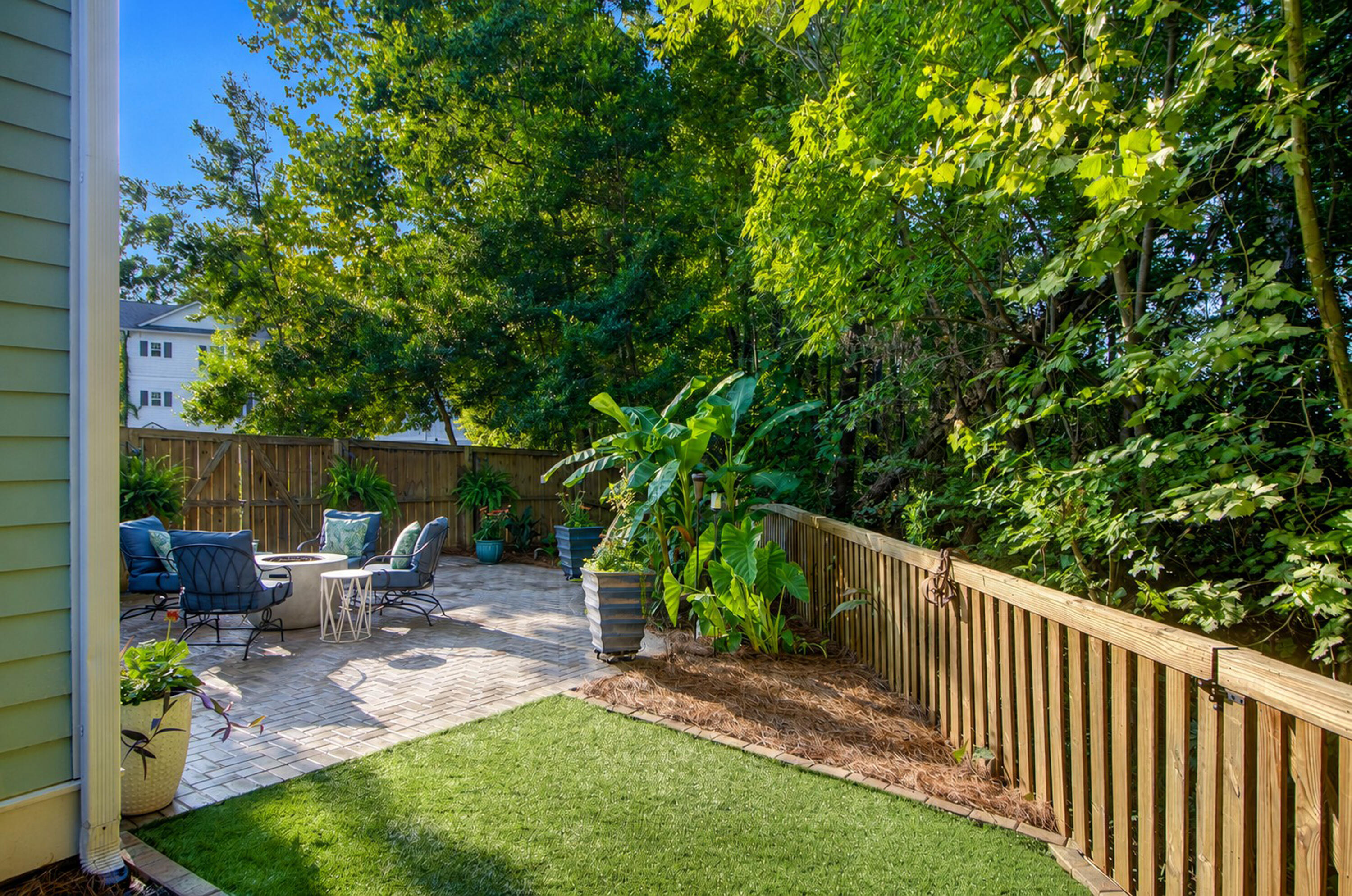 5138 Hyde Park Village Lane