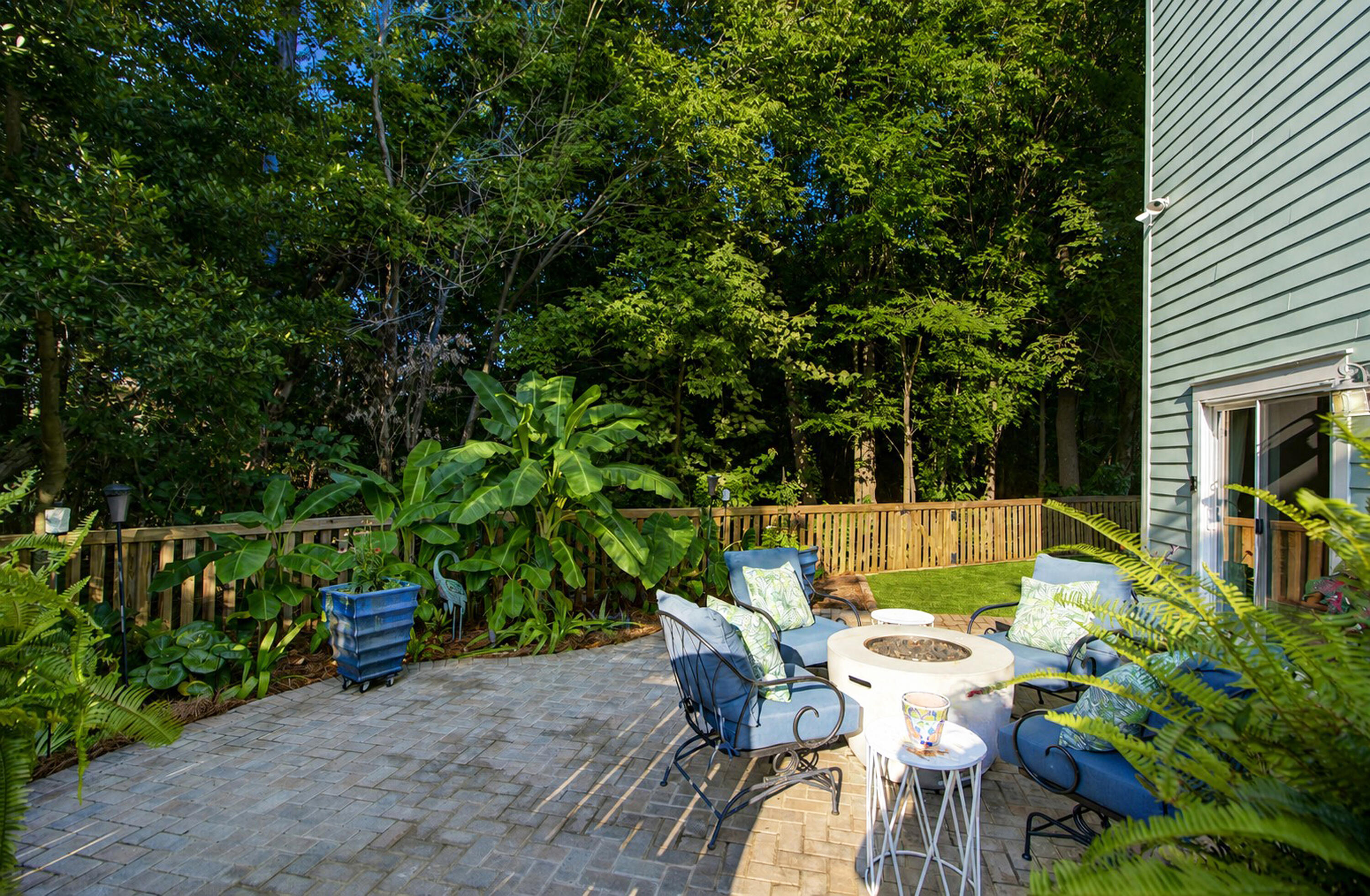 5138 Hyde Park Village Lane