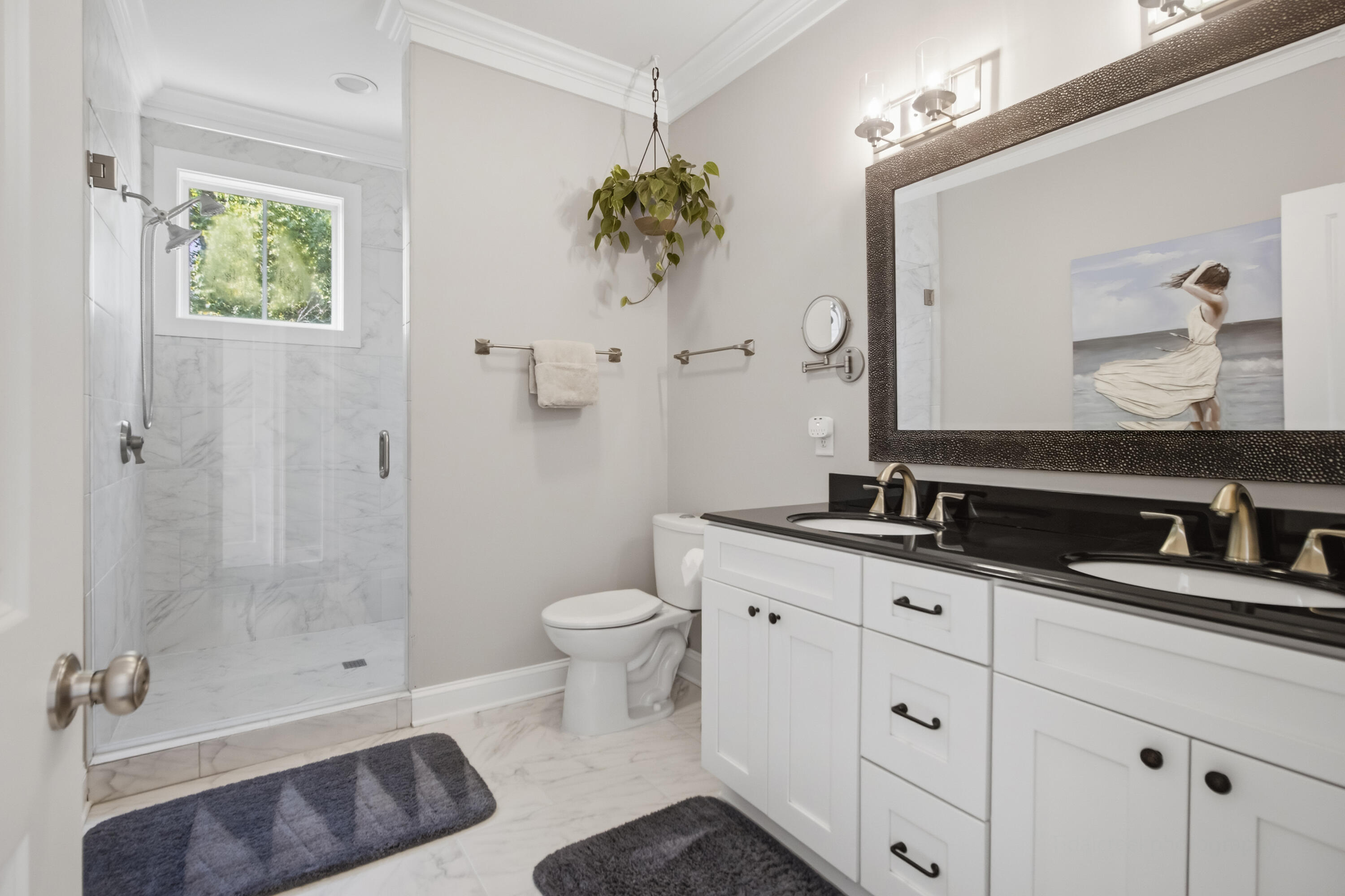 5138 Hyde Park Village Lane