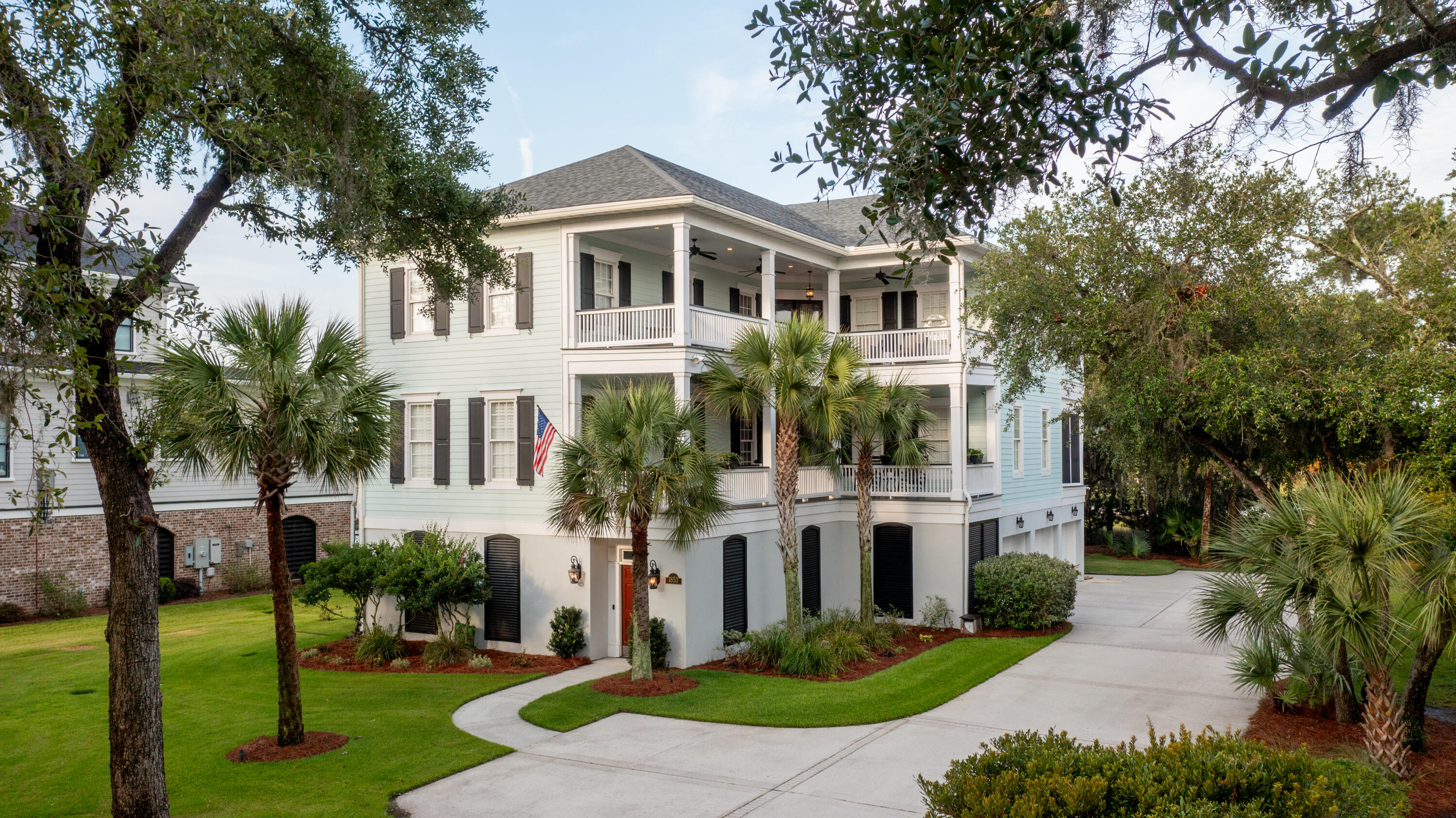1853 Headquarters Plantation Drive
