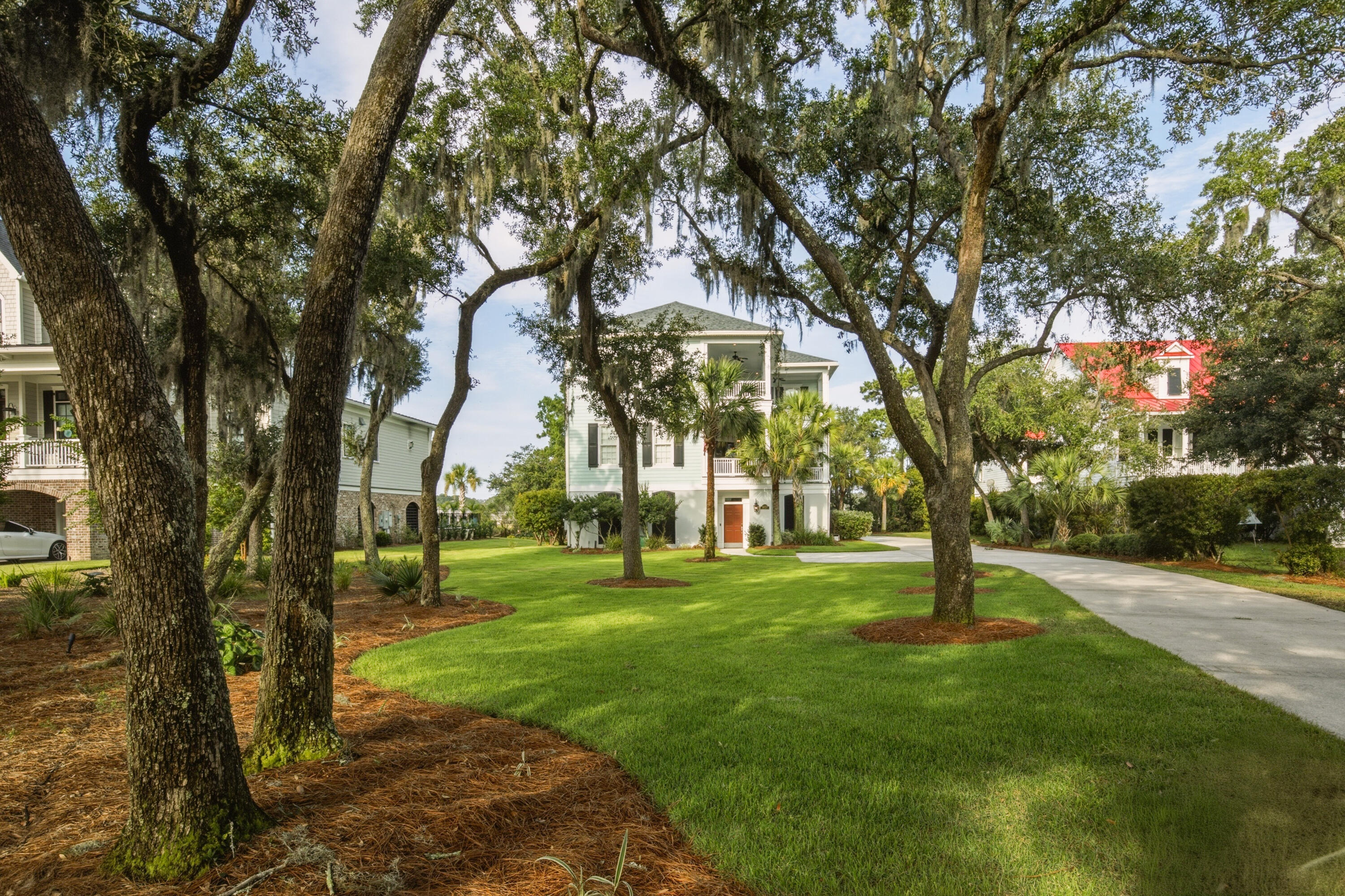 1853 Headquarters Plantation Drive
