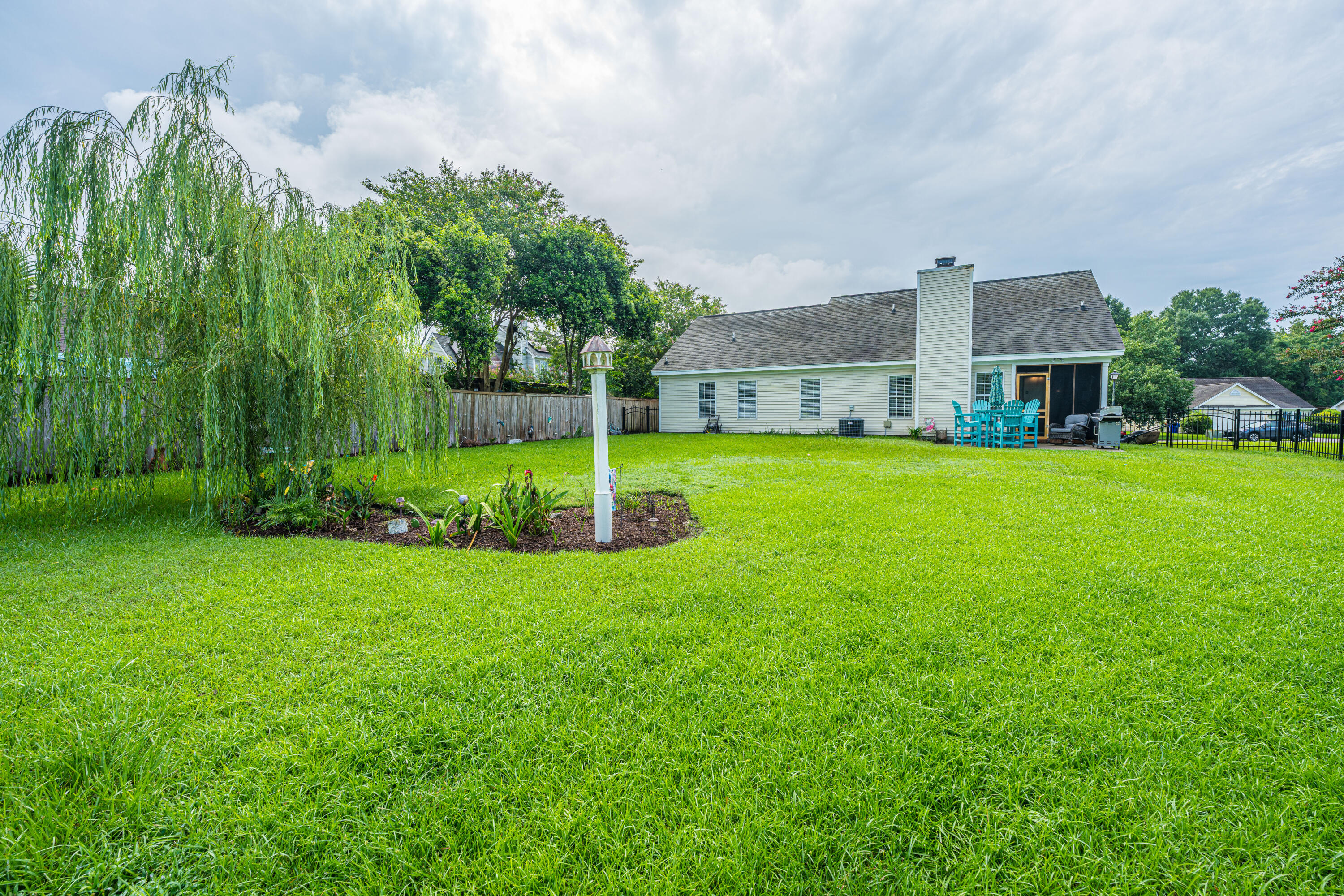 3247 Middleburry Lane