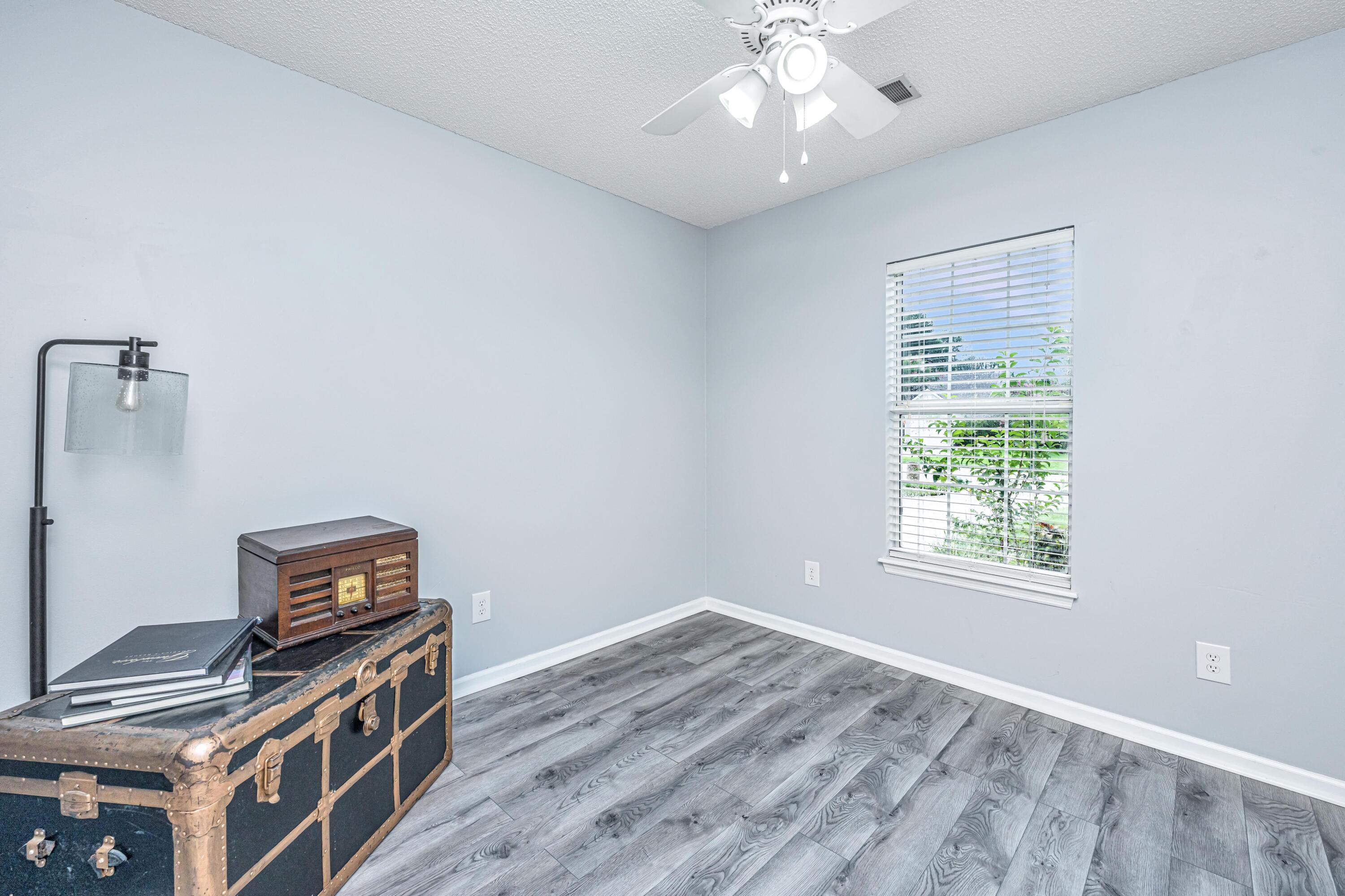 3247 Middleburry Lane