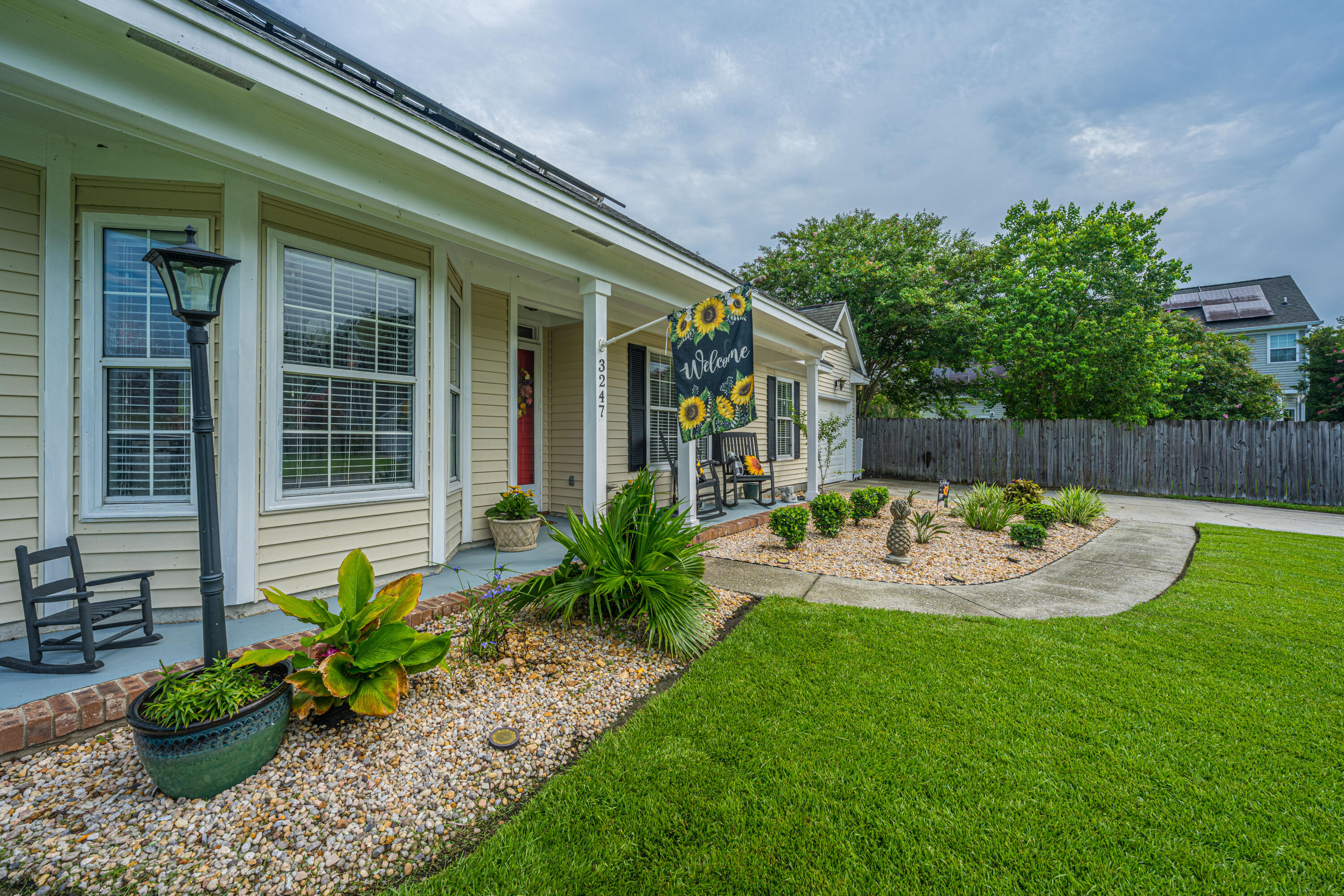 3247 Middleburry Lane