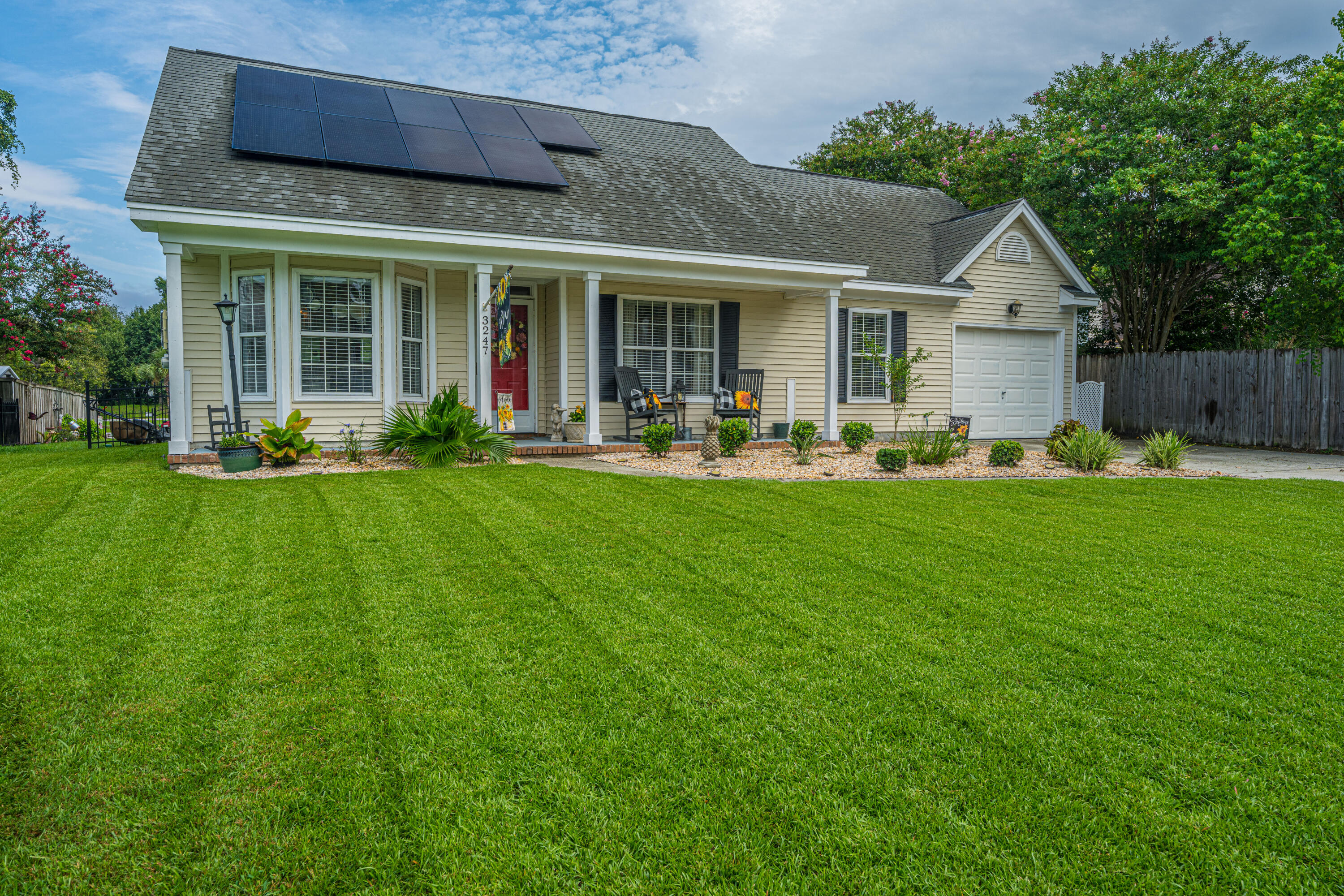 3247 Middleburry Lane