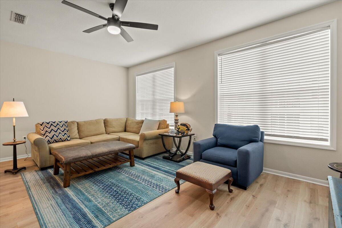60 Fenwick Hall Allee # 1214