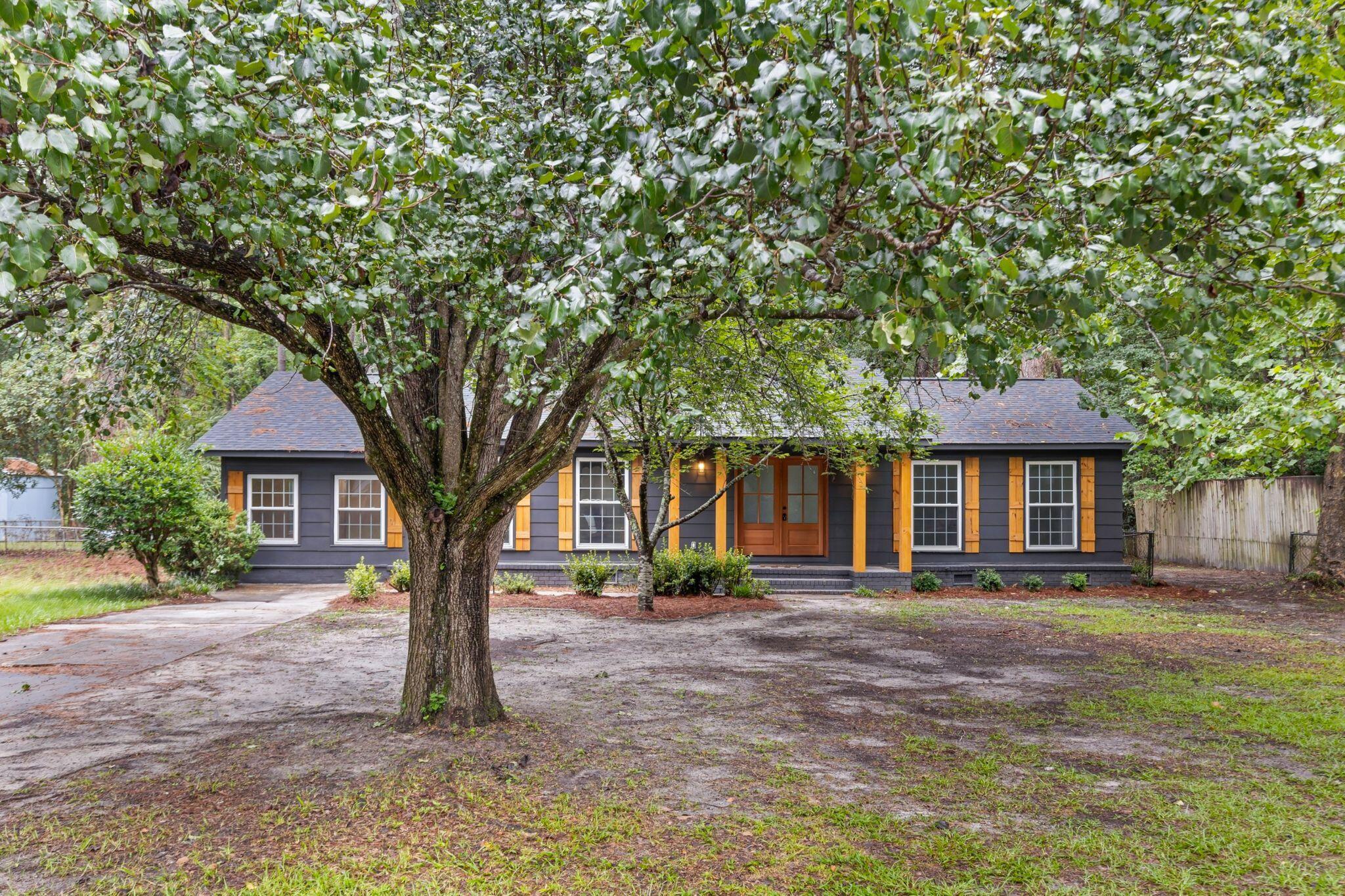 207 Corey Boulevard