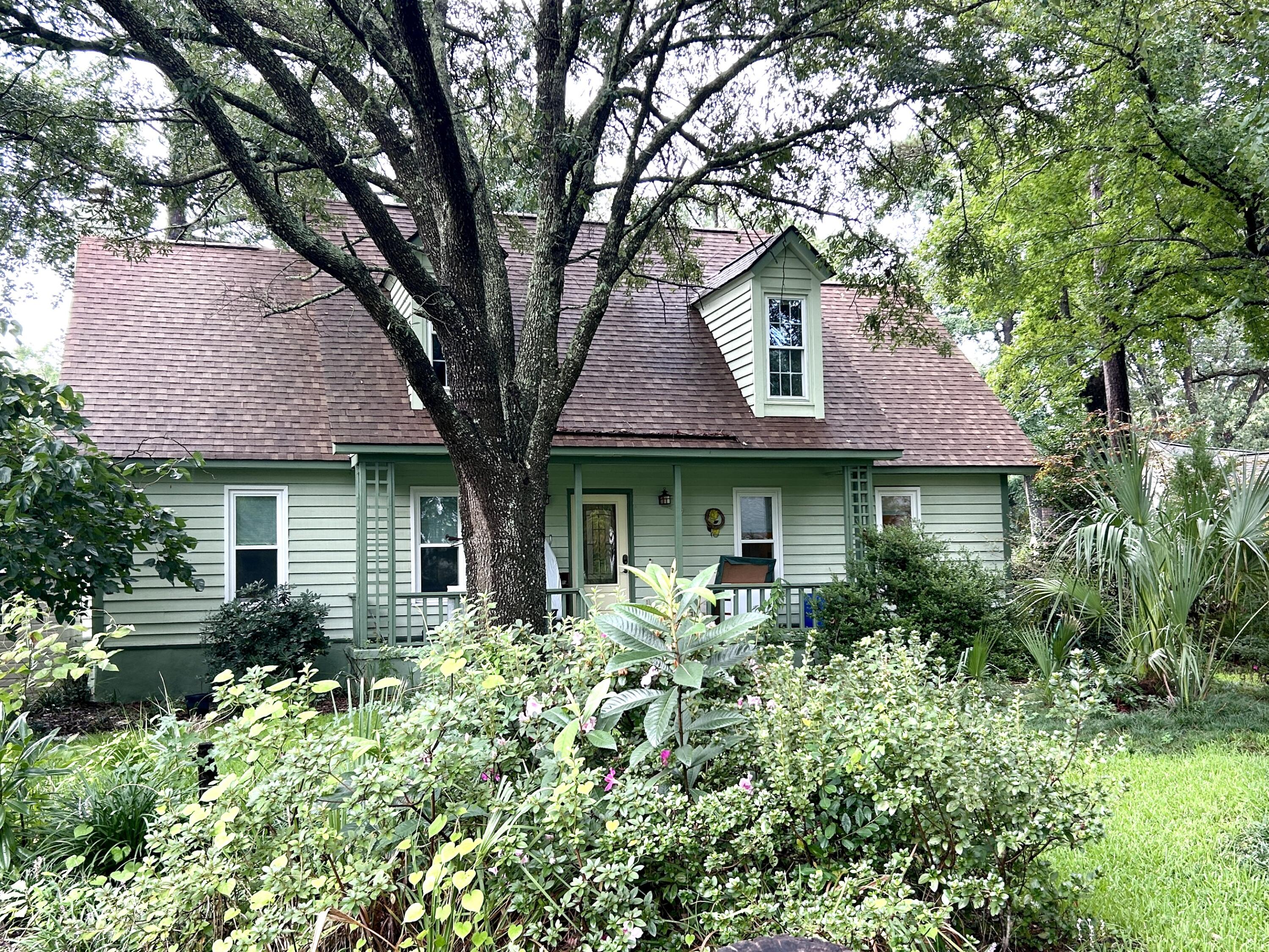 961 Mooring Drive