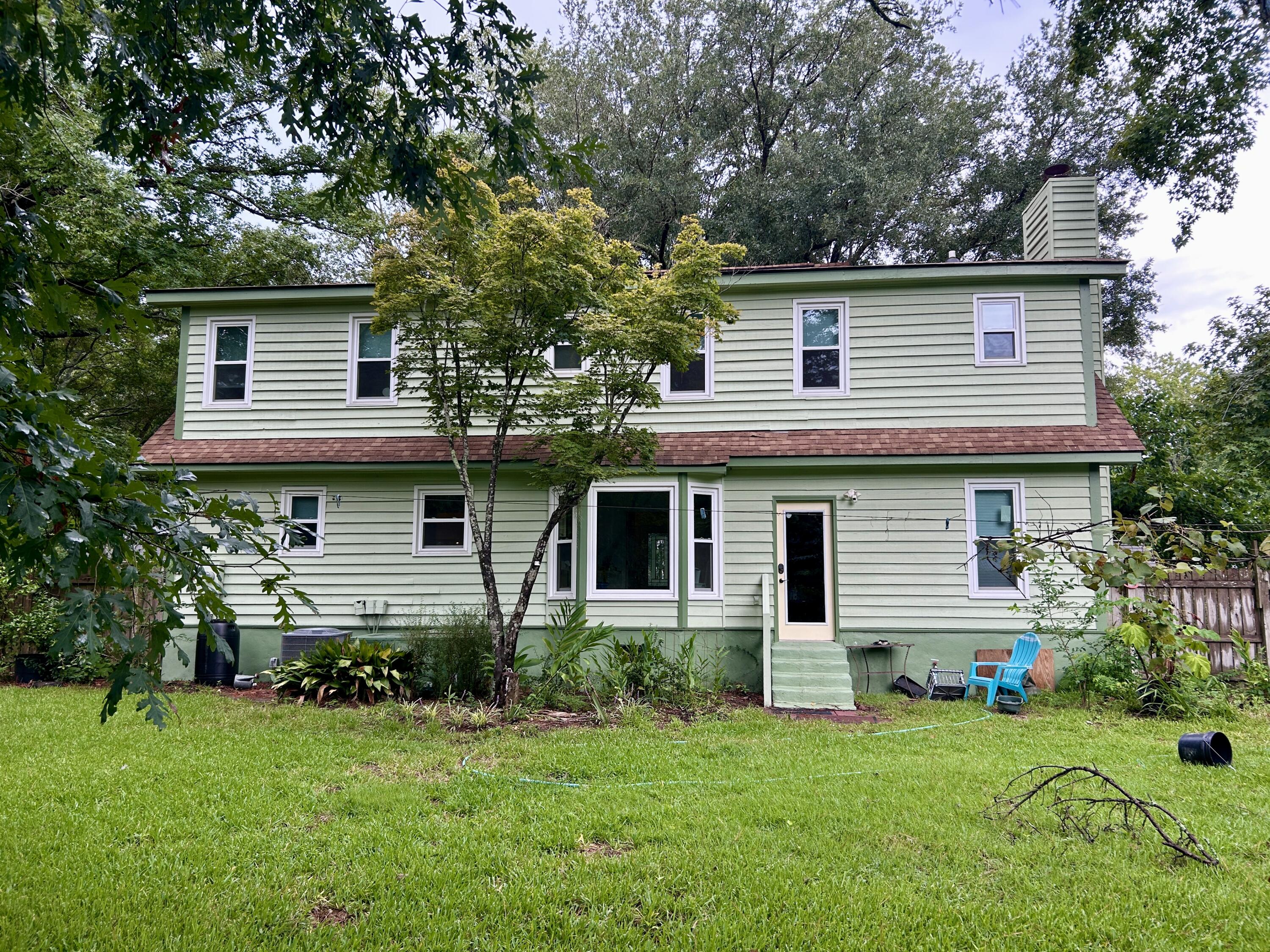 961 Mooring Drive