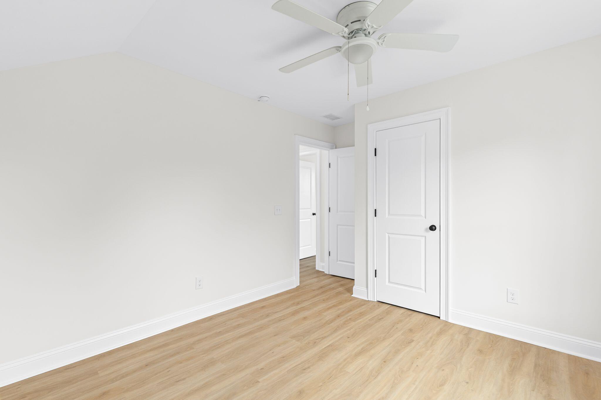 2015 Hampton Avenue