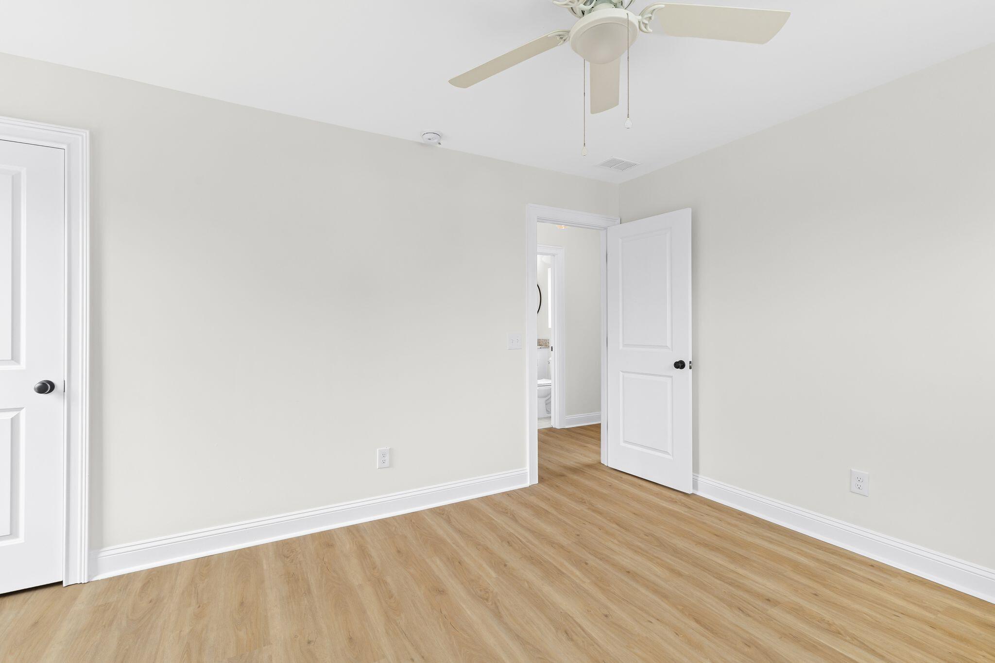 2015 Hampton Avenue