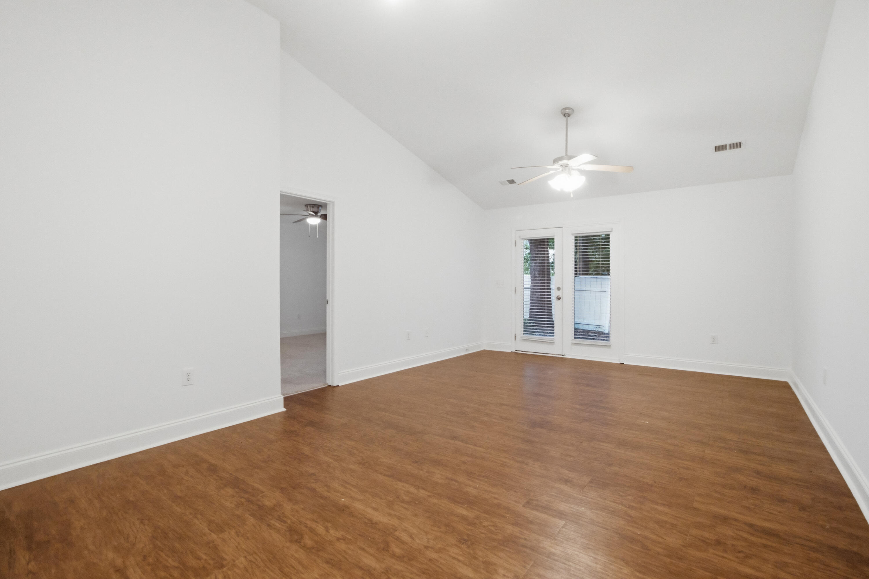 3275 Walter Drive