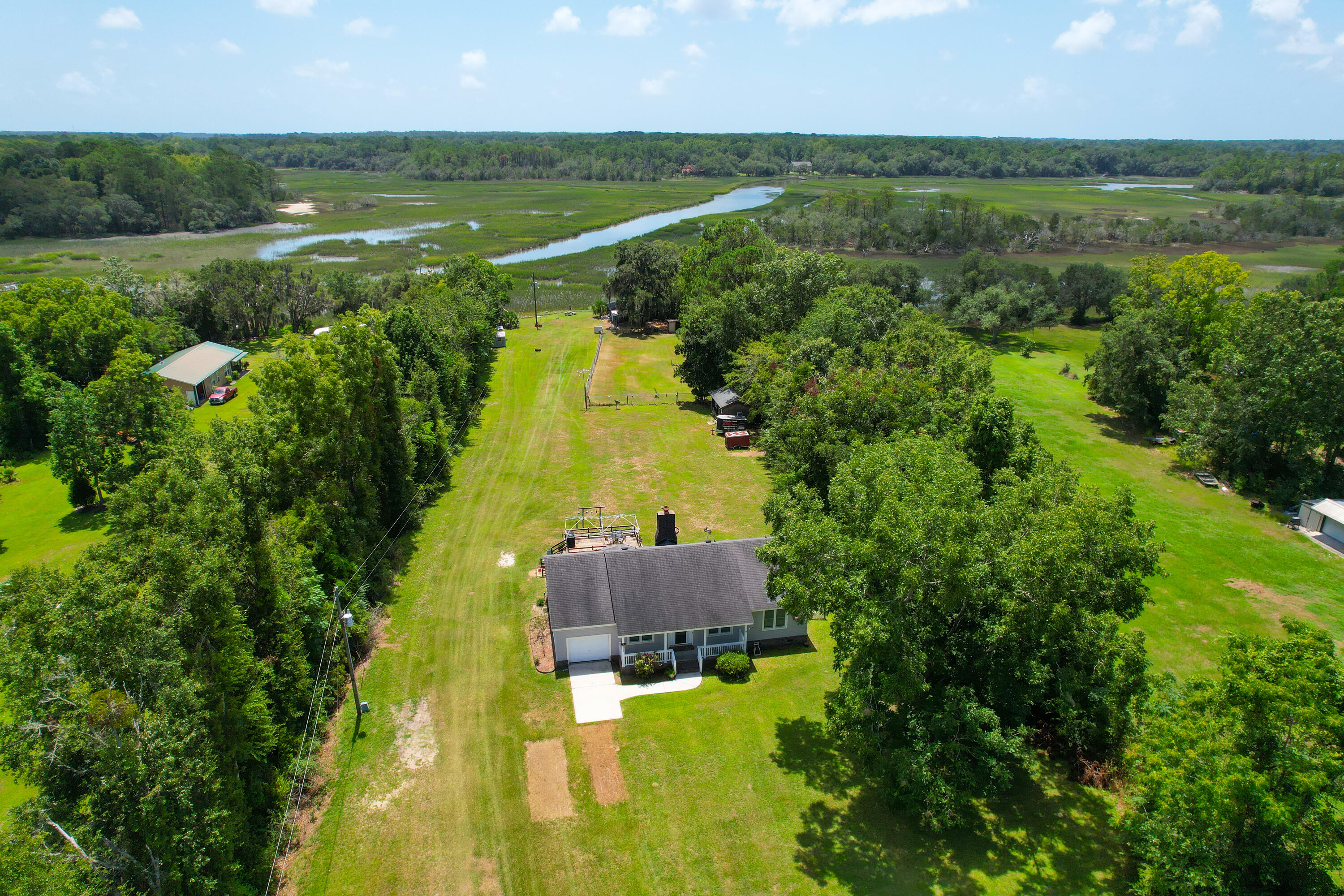2039 Bentz Road