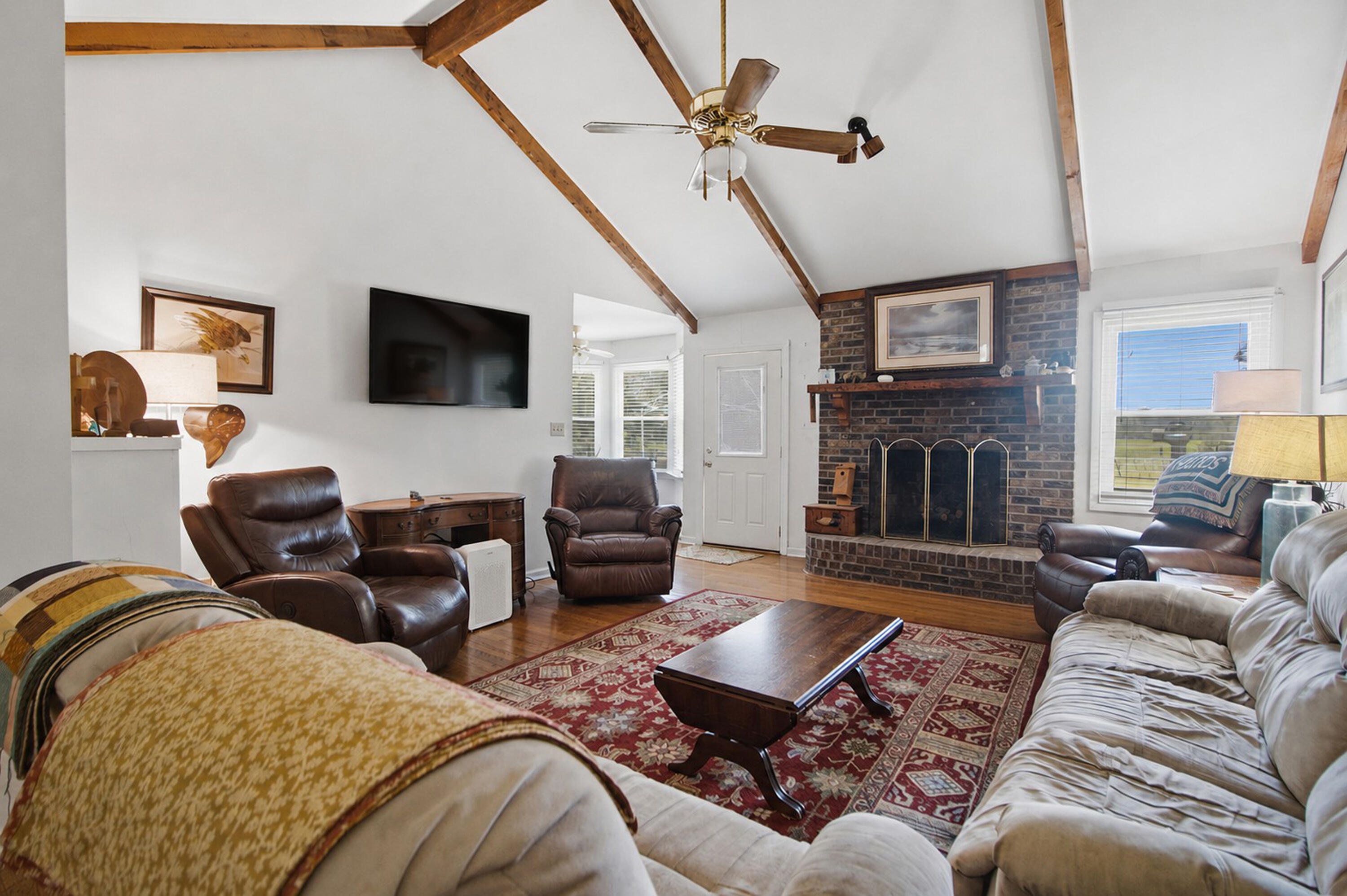 2039 Bentz Road