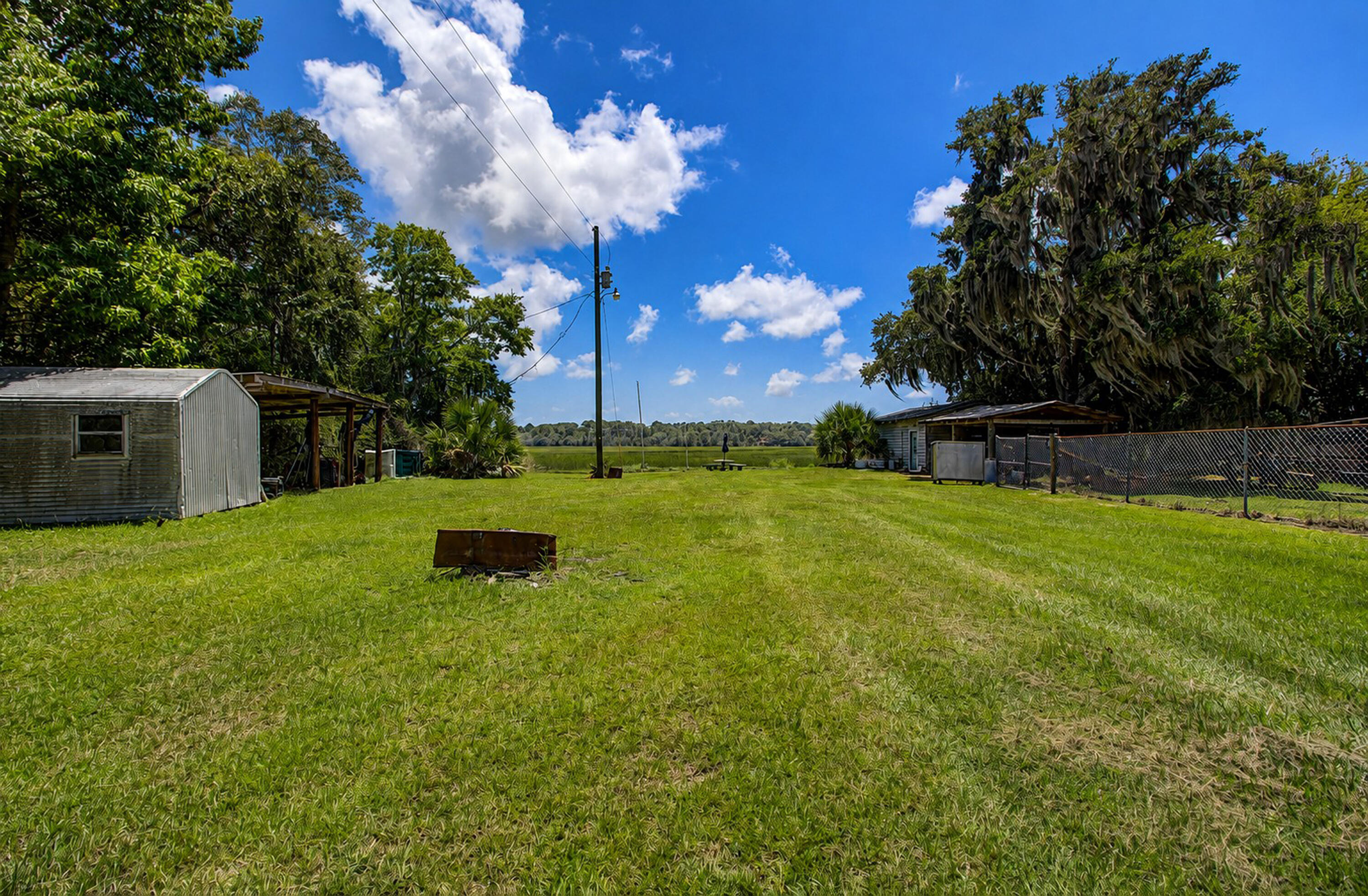 2039 Bentz Road