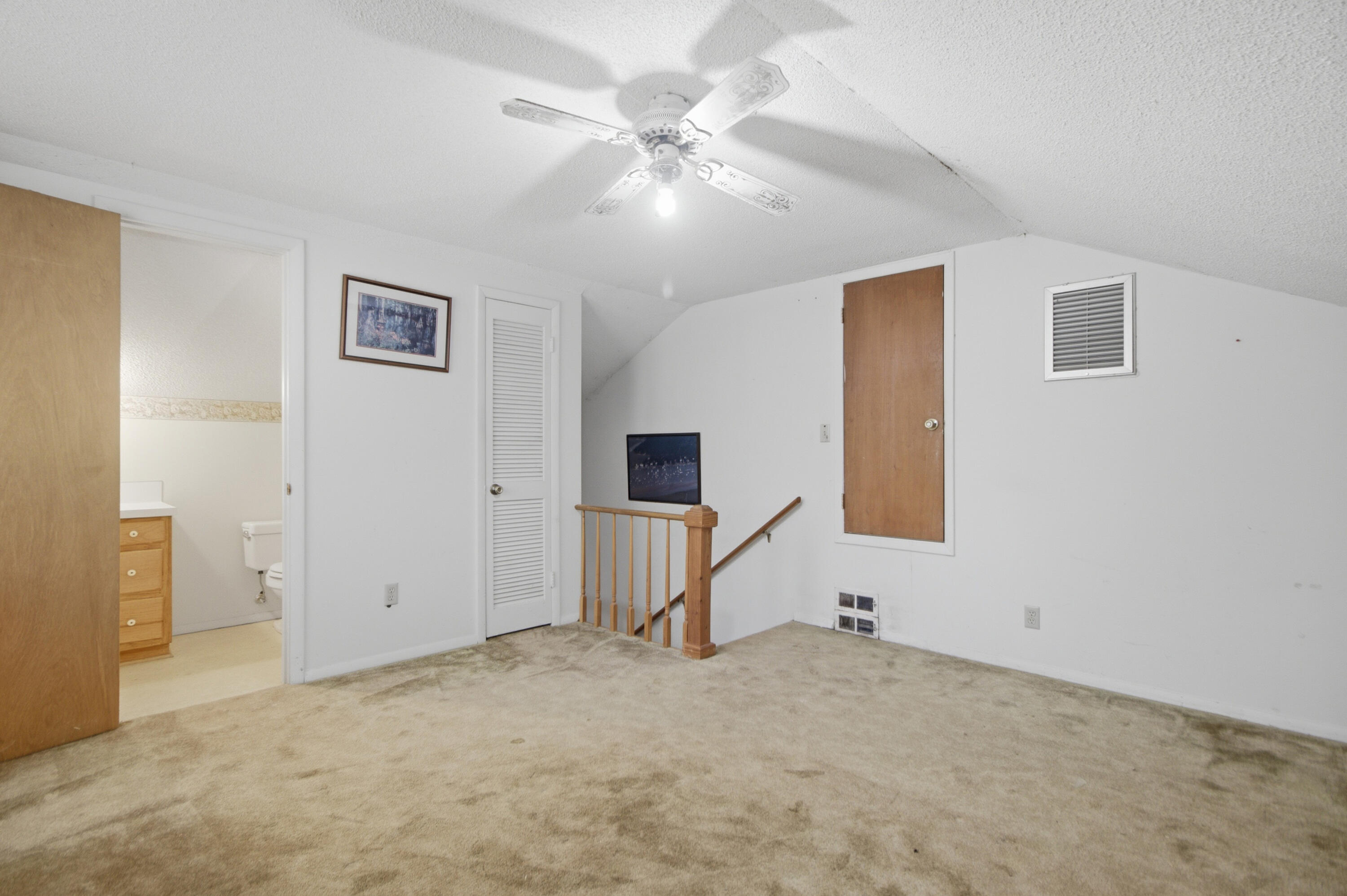 2039 Bentz Road