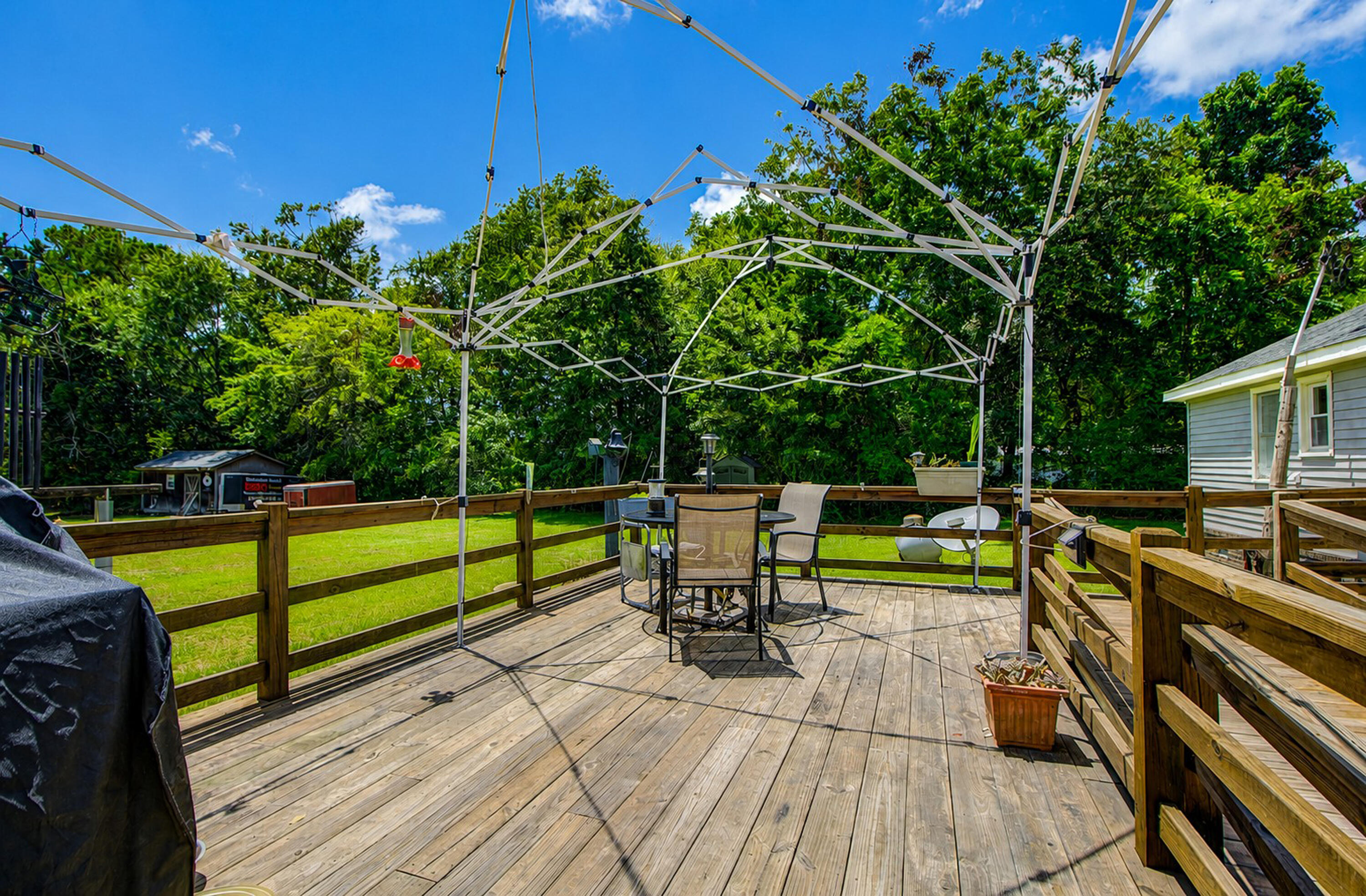 2039 Bentz Road