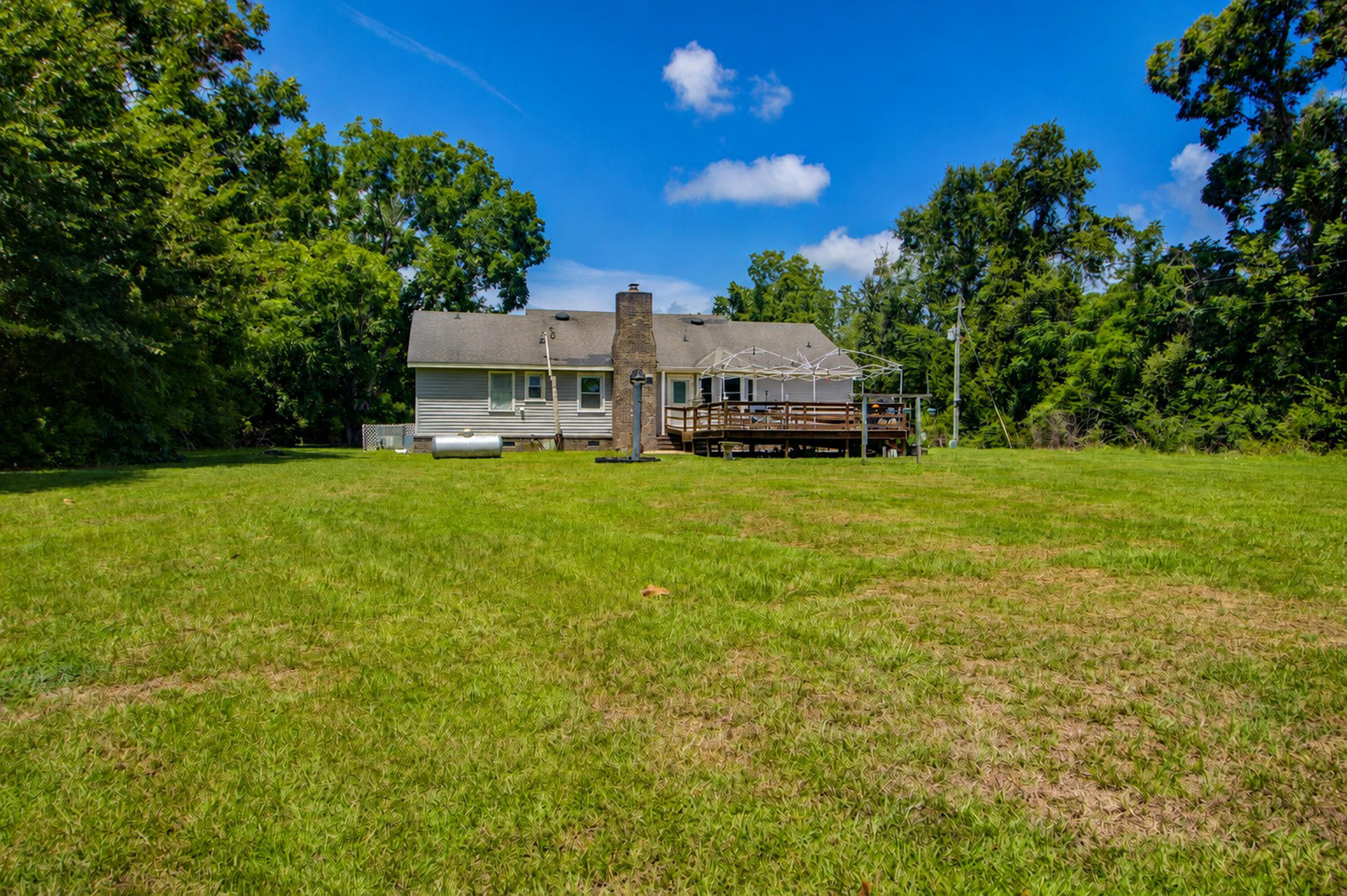 2039 Bentz Road
