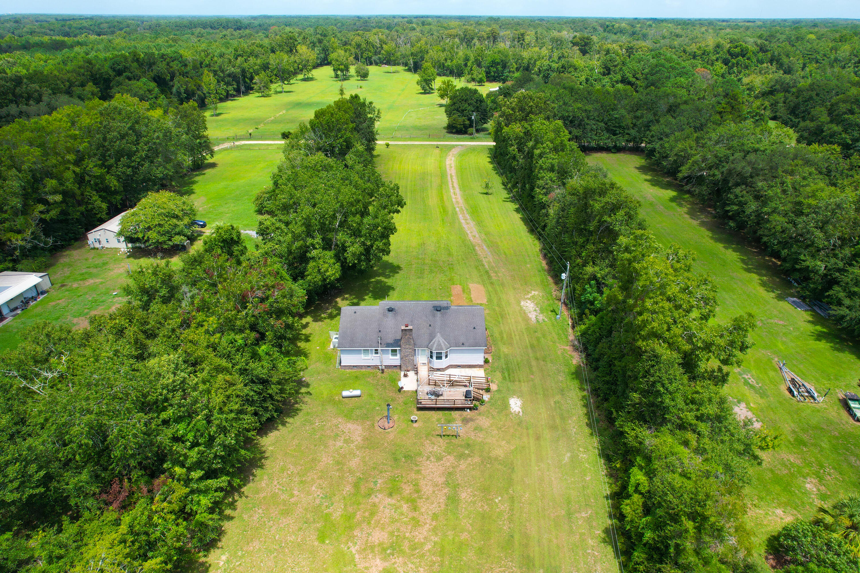 2039 Bentz Road
