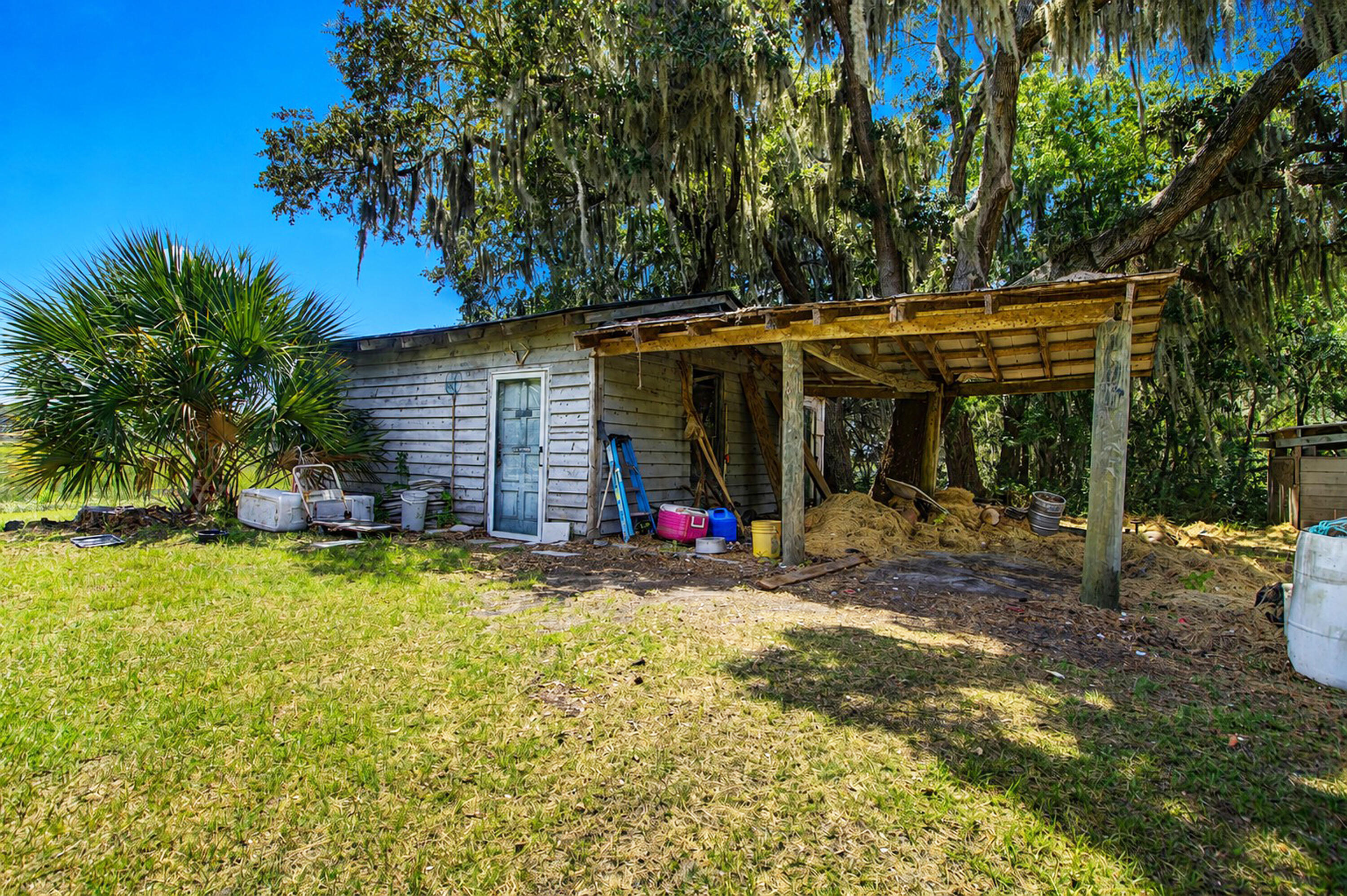 2039 Bentz Road