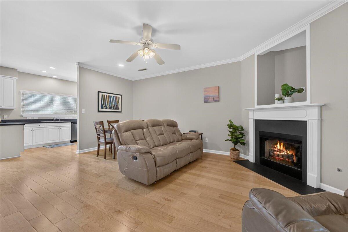 4109 Perrine Street