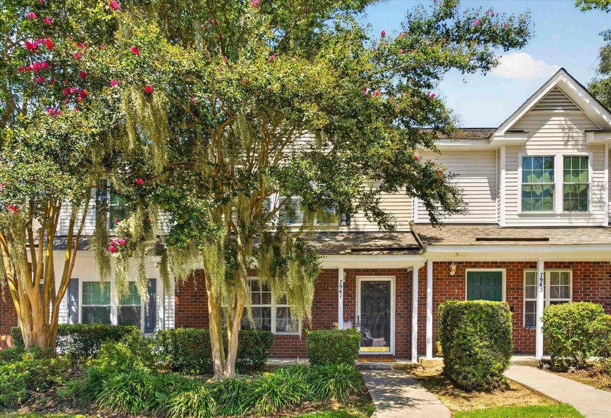 7941 Shadow Oak Drive