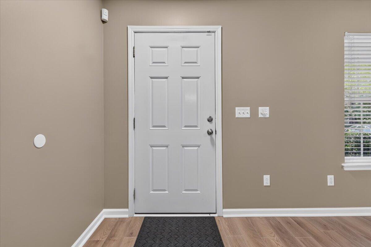 7941 Shadow Oak Drive