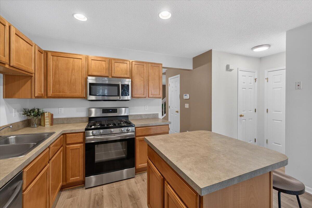 7941 Shadow Oak Drive