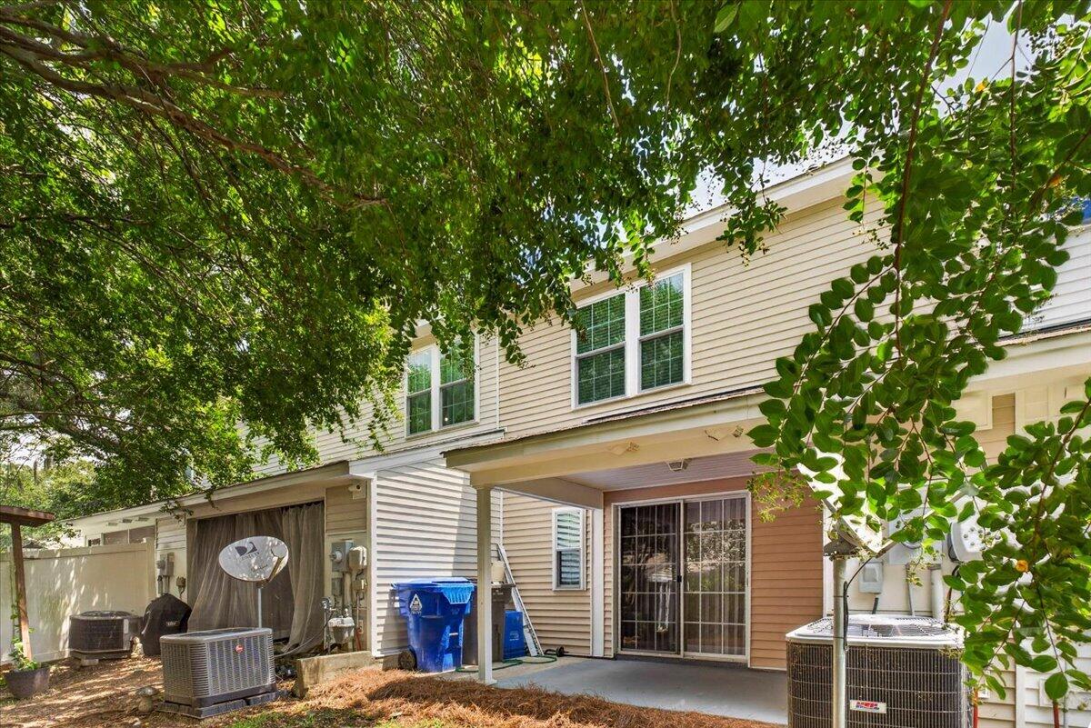 7941 Shadow Oak Drive