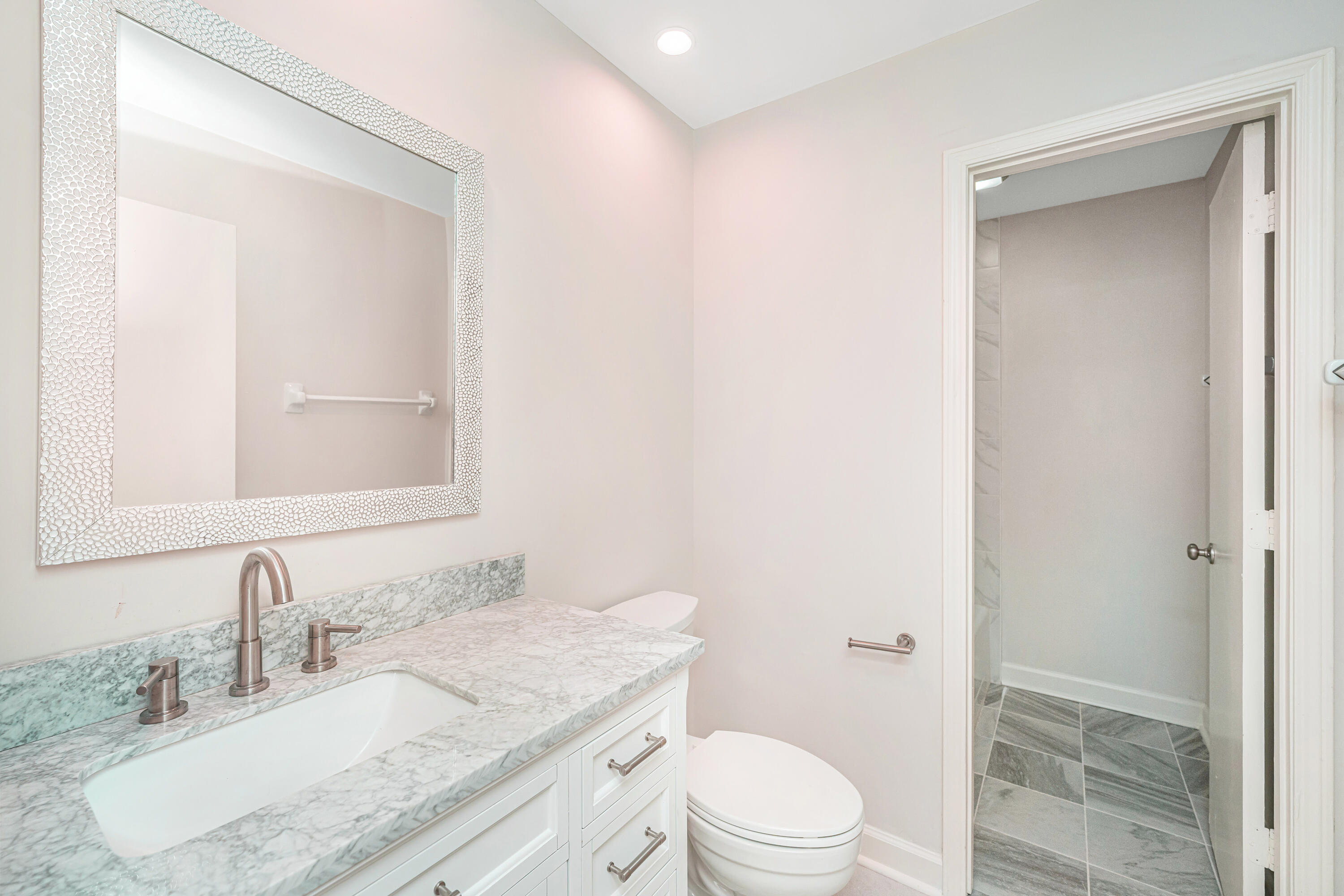 171 3rd Avenue # D