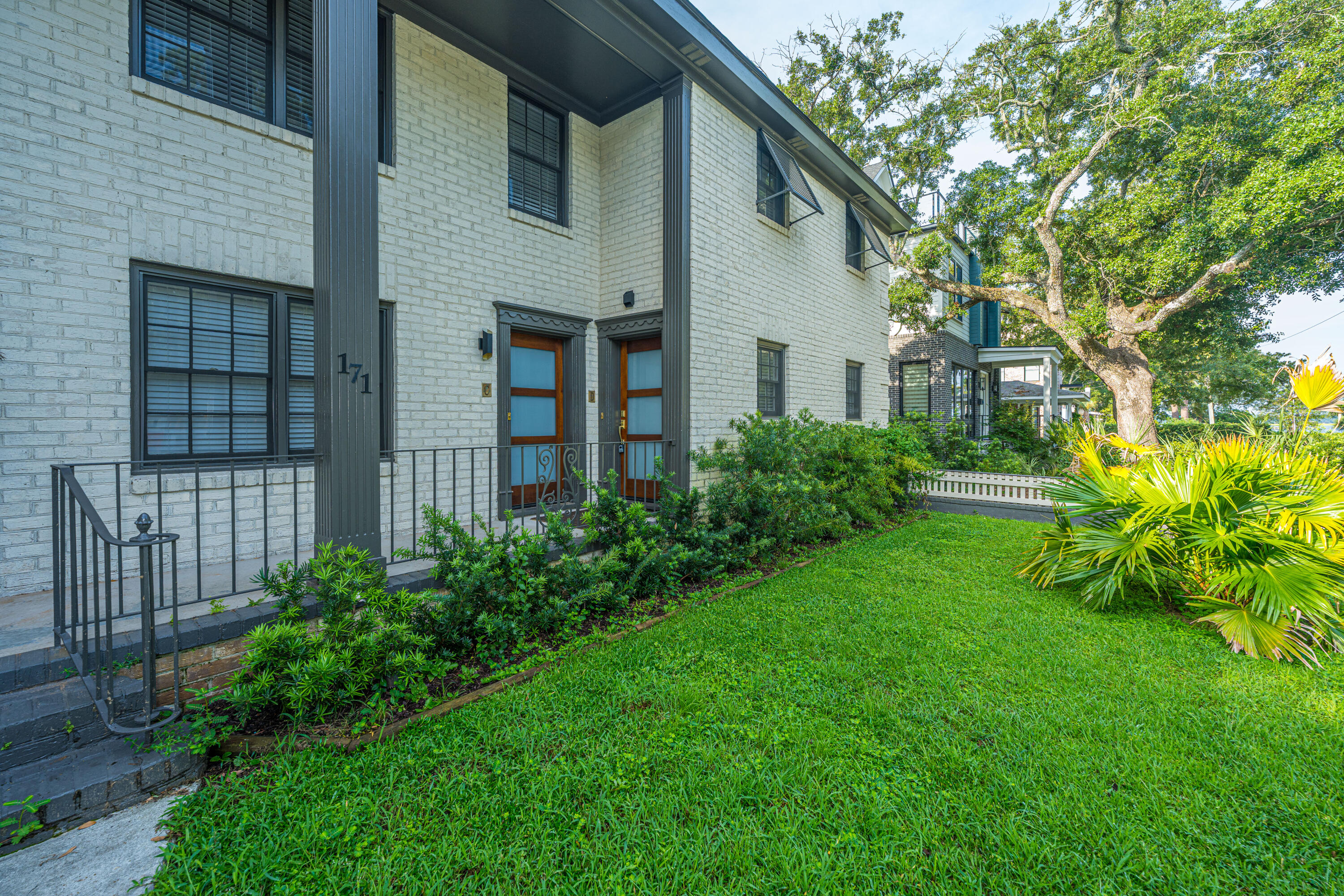 171 3rd Avenue # D