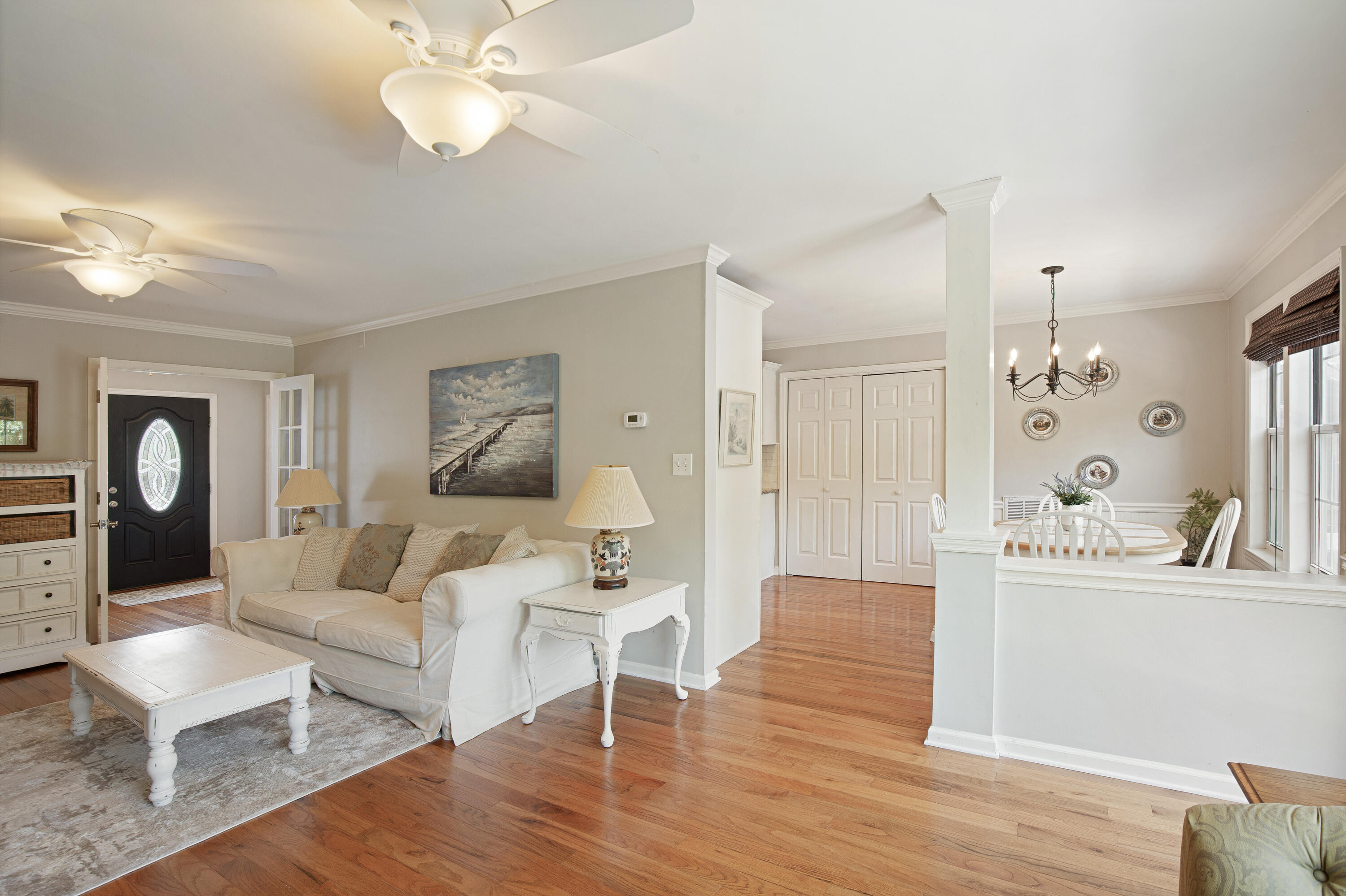 812 Harbor Place Drive