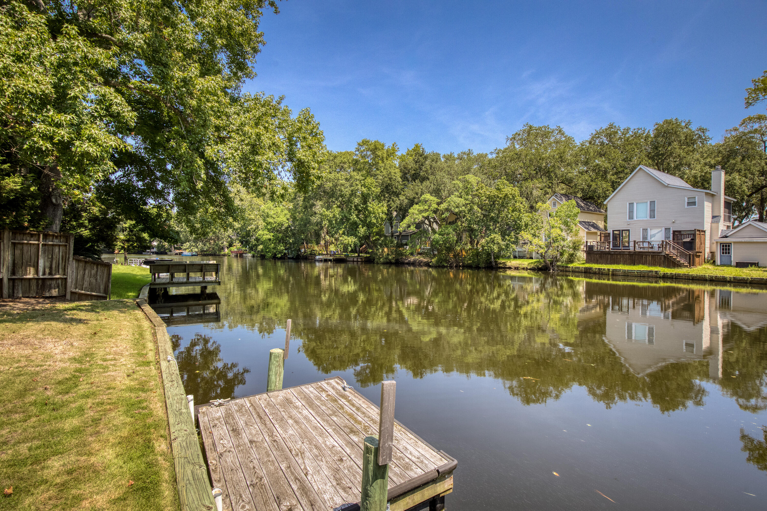 812 Harbor Place Drive