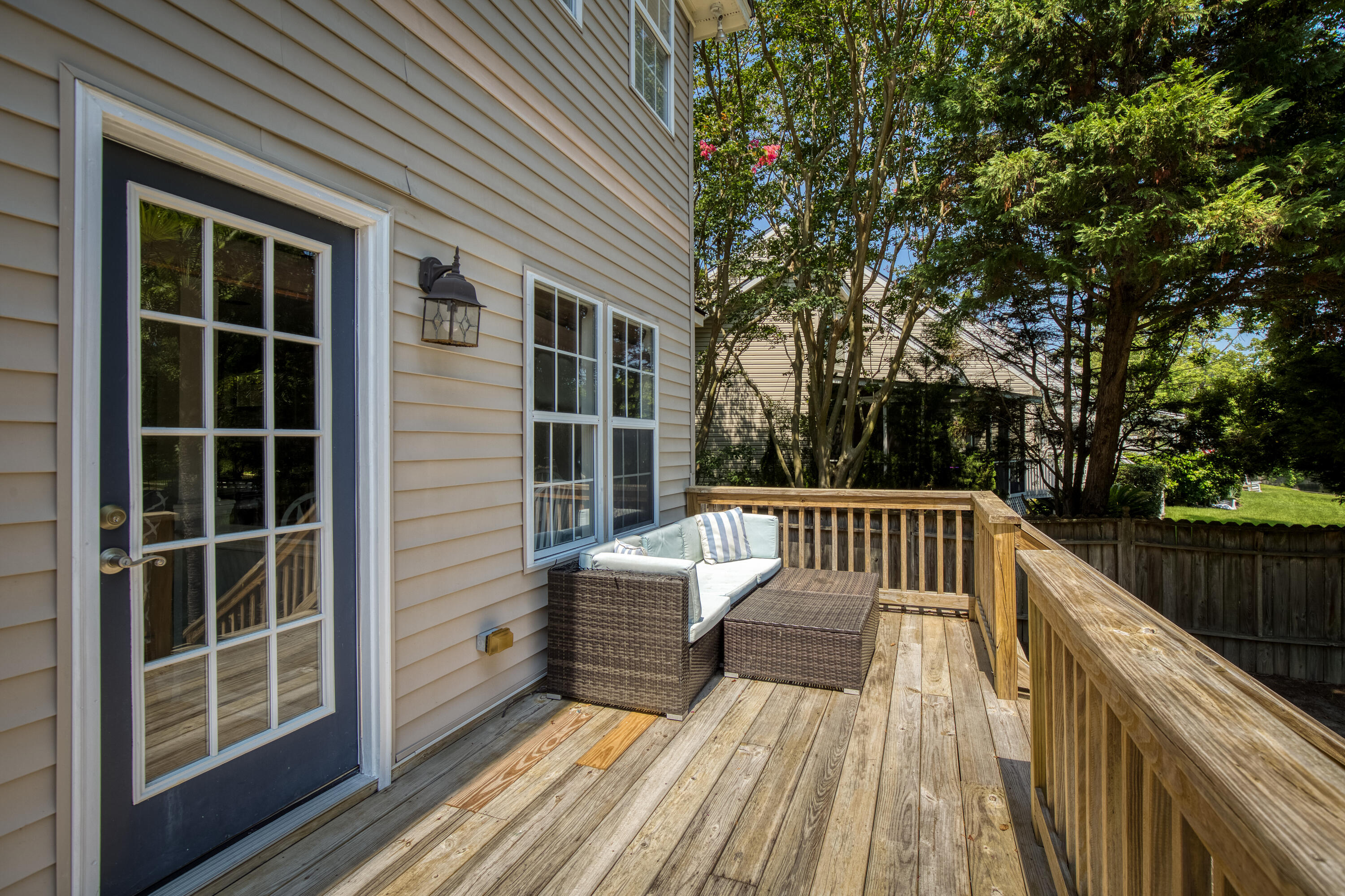 812 Harbor Place Drive