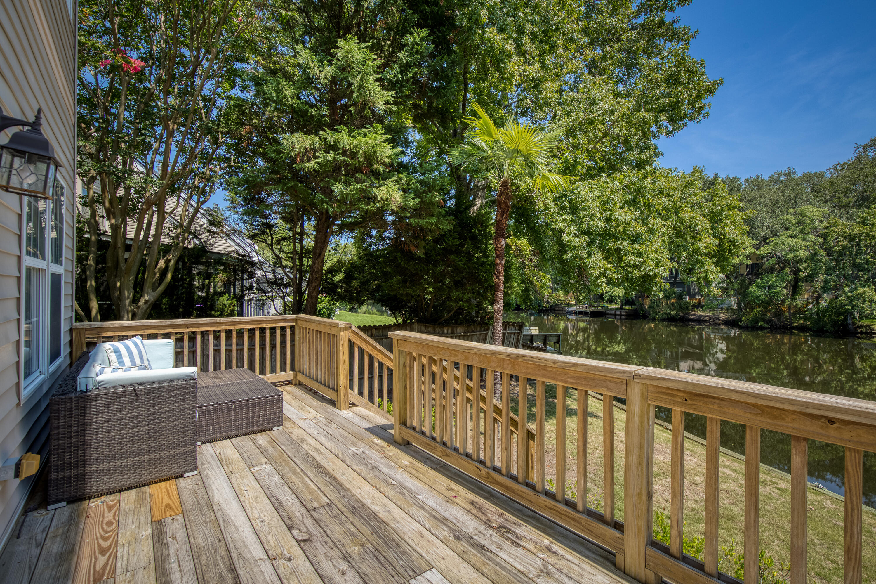 812 Harbor Place Drive