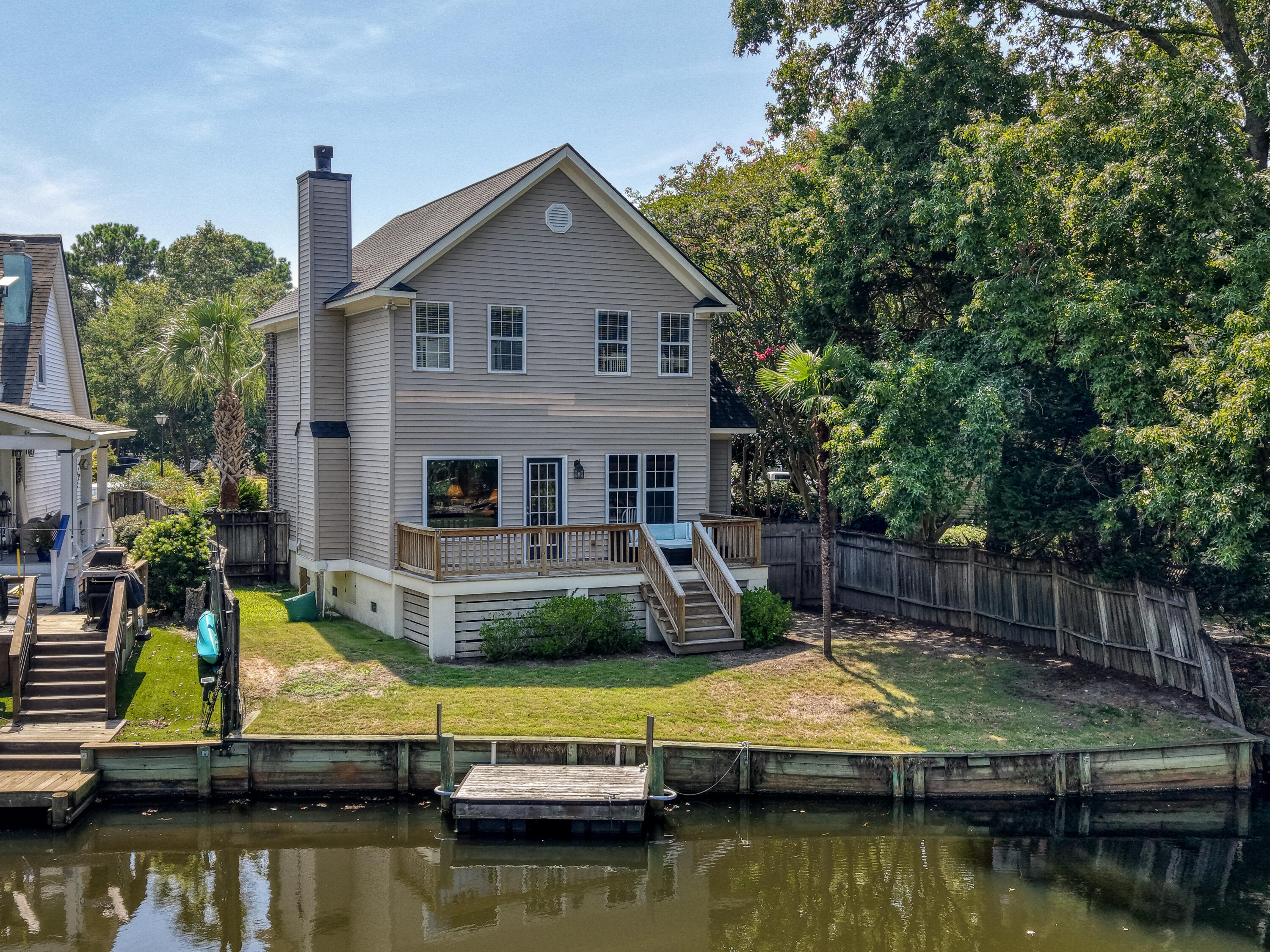 812 Harbor Place Drive