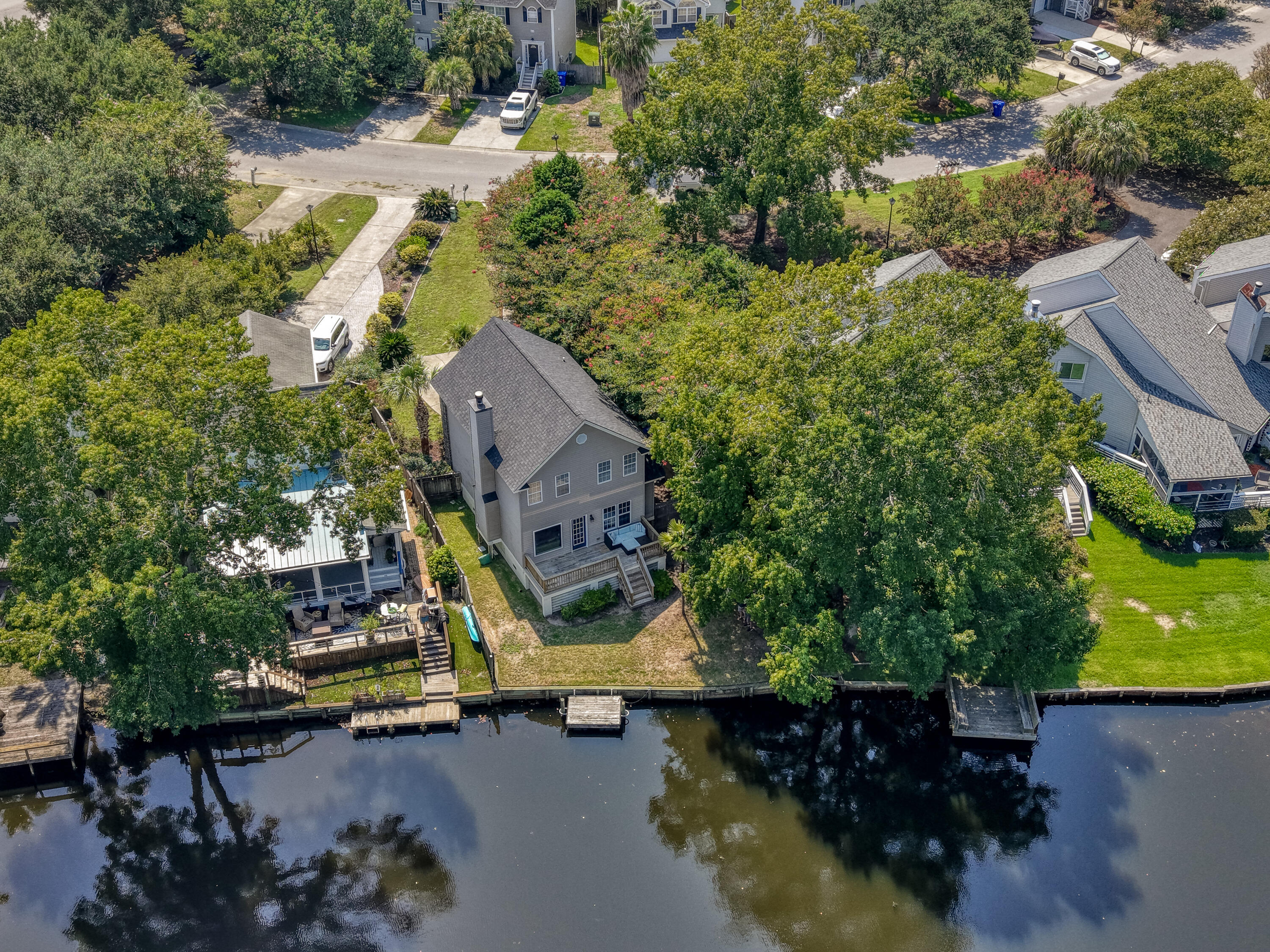 812 Harbor Place Drive