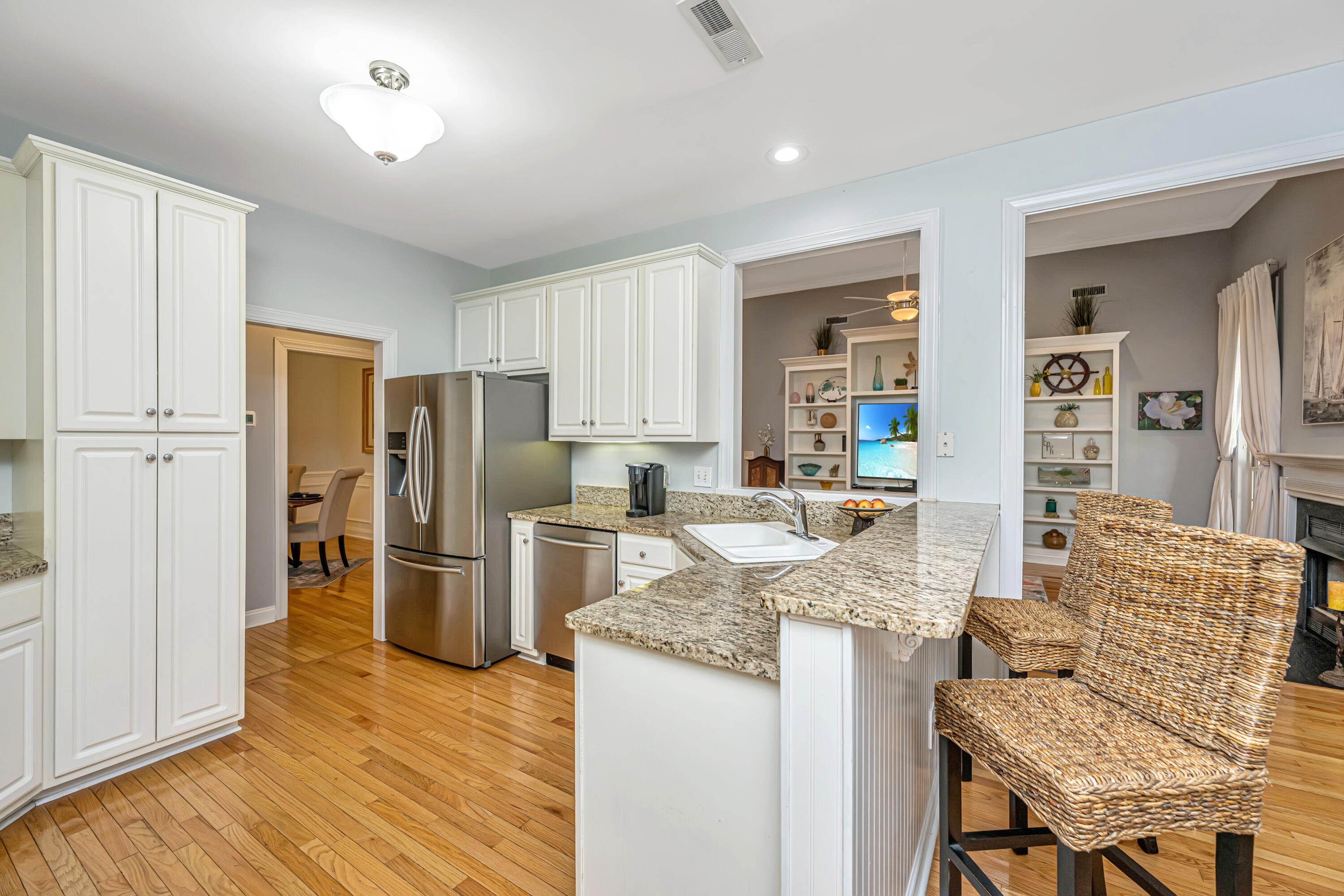 5201 Forest Oaks Drive